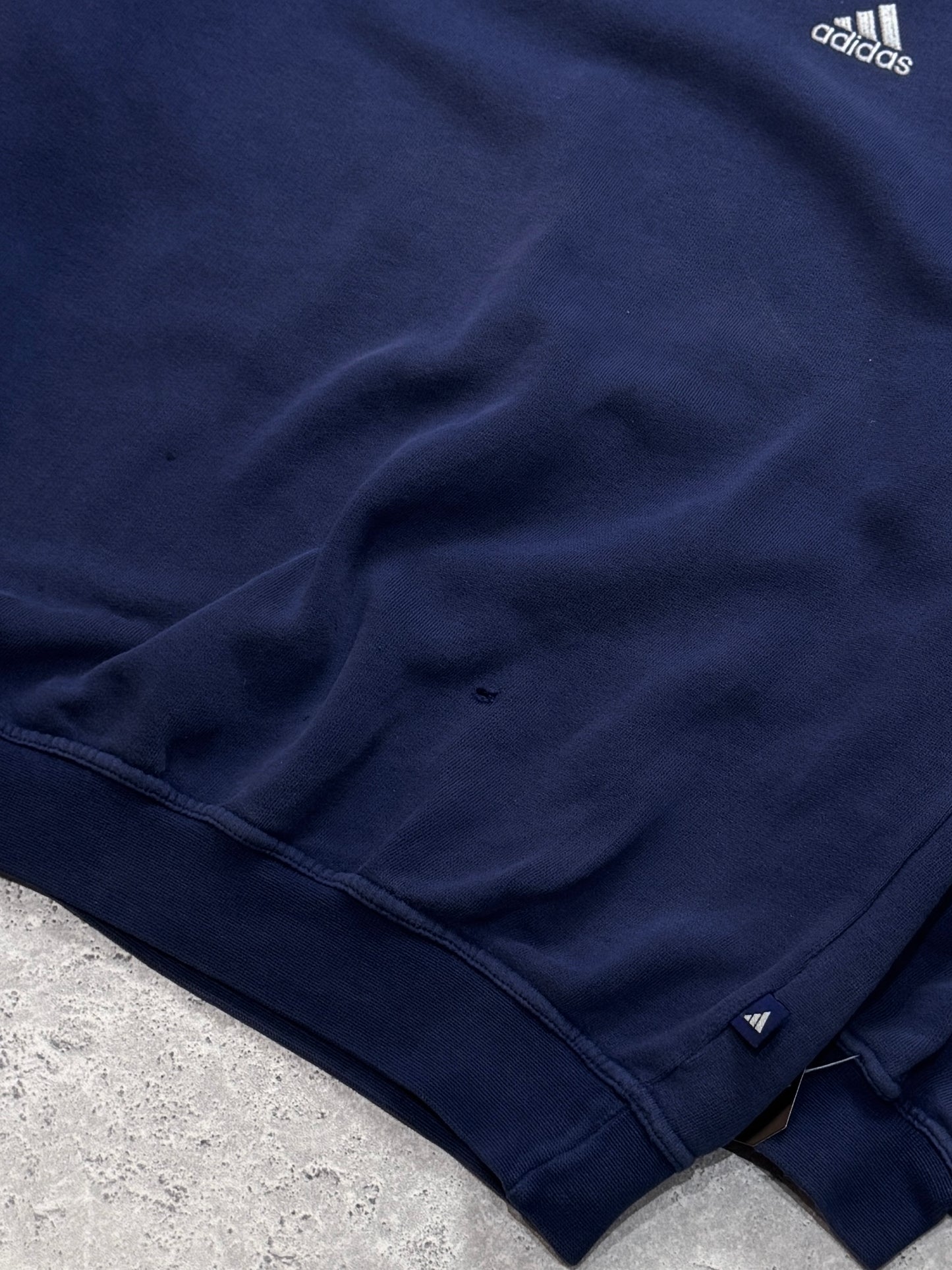 Vintage 90s Adidas Essential Sweater (M)