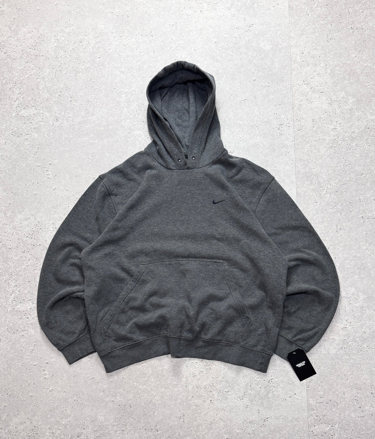 Vintage 2000s Nike Essential Hoodie (L)