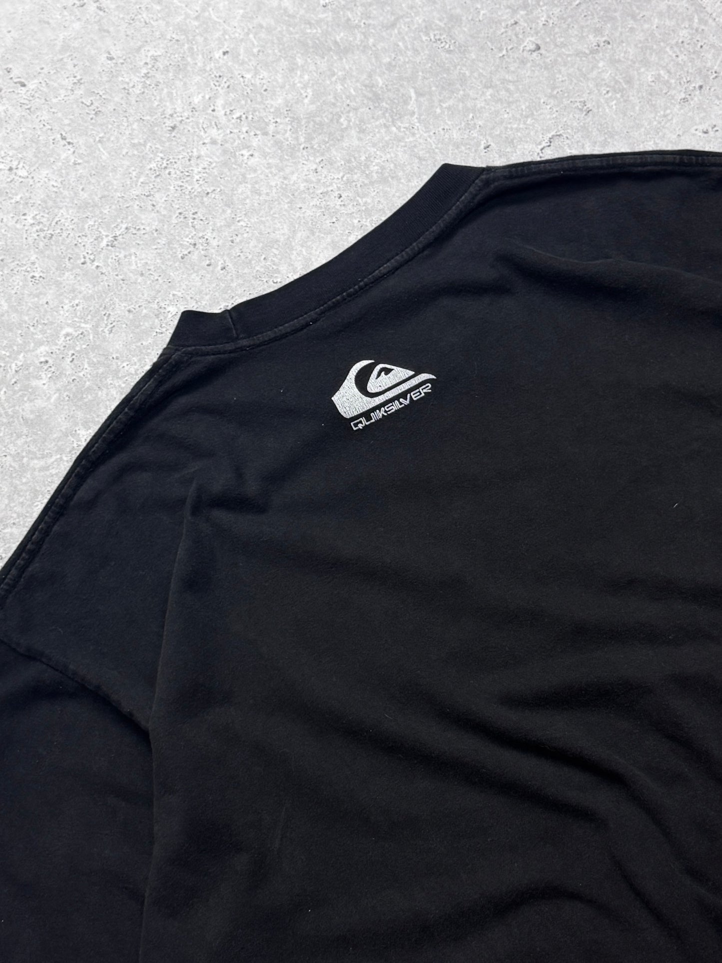 Vintage 2000s Quiksilver Surf Tee (XL)