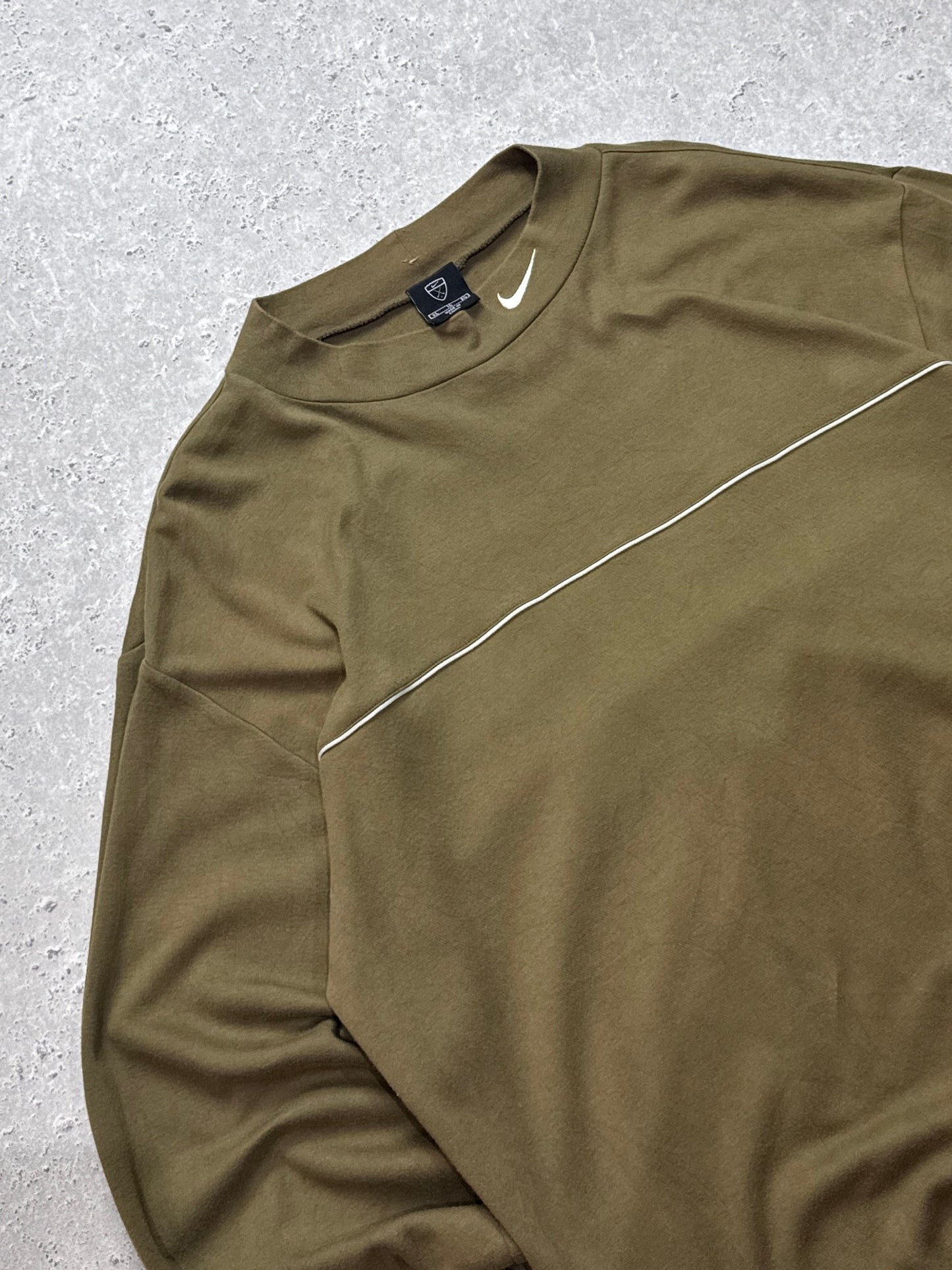 Vintage 2000s Nike Golf Embroidered Long Sleeve Tee (XL)
