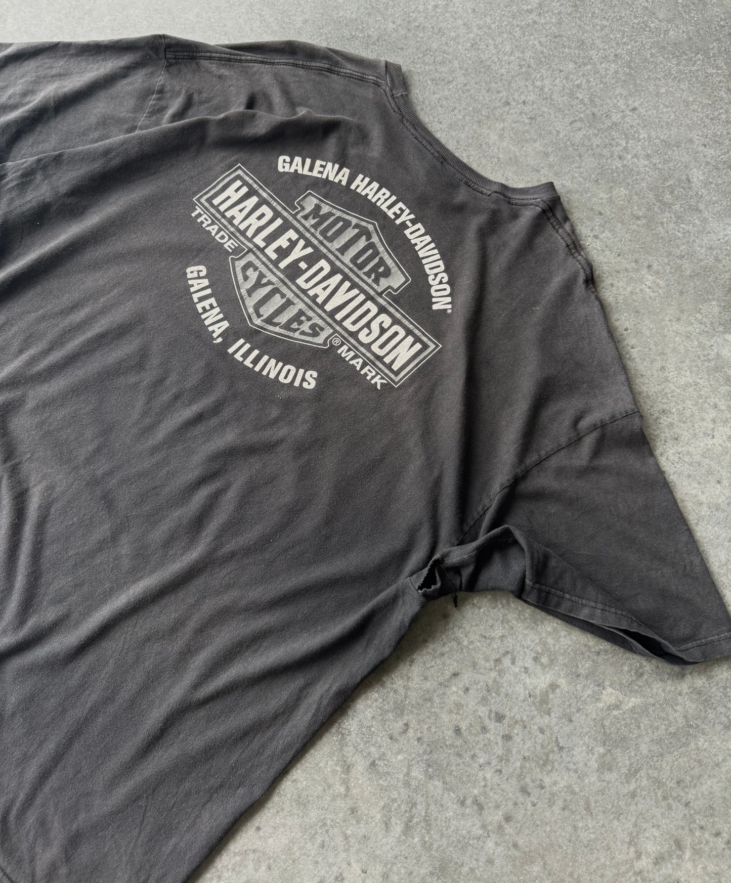Vintage 00s Harley Davidson Skull Tee (2XL)