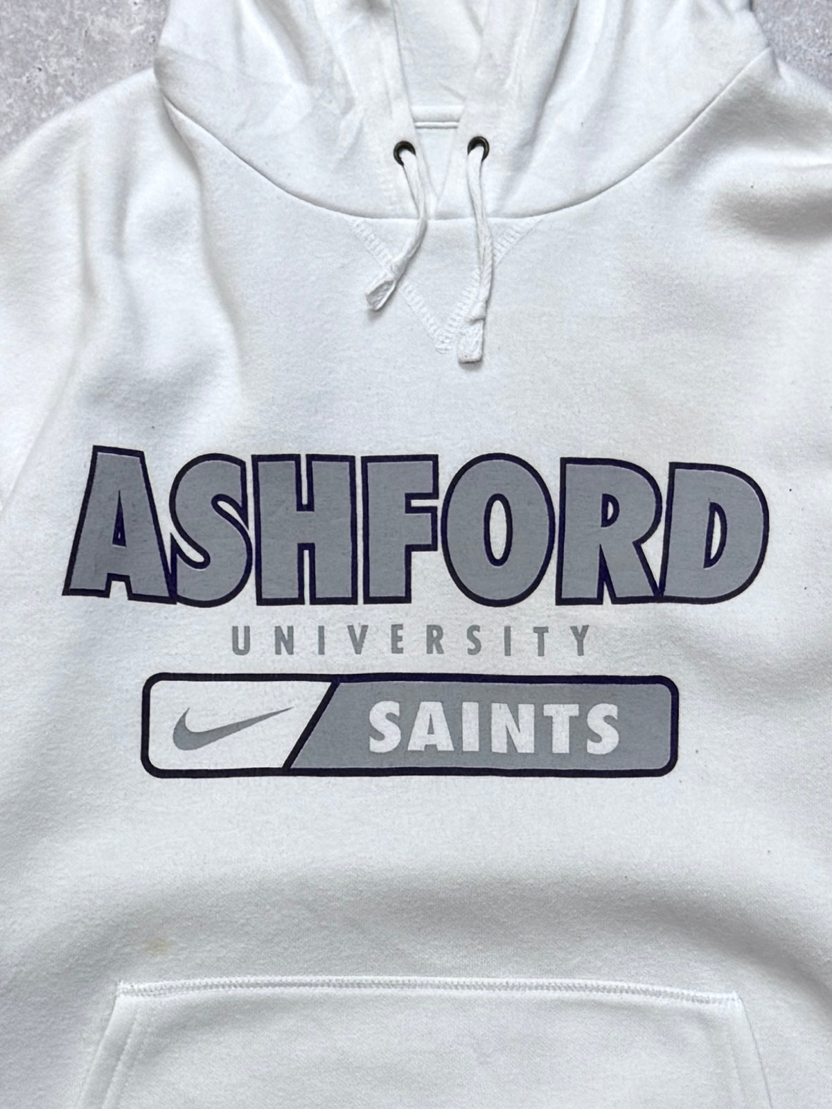 Vintage 2000s Nike X Ashford University Saints Hoodie (L)
