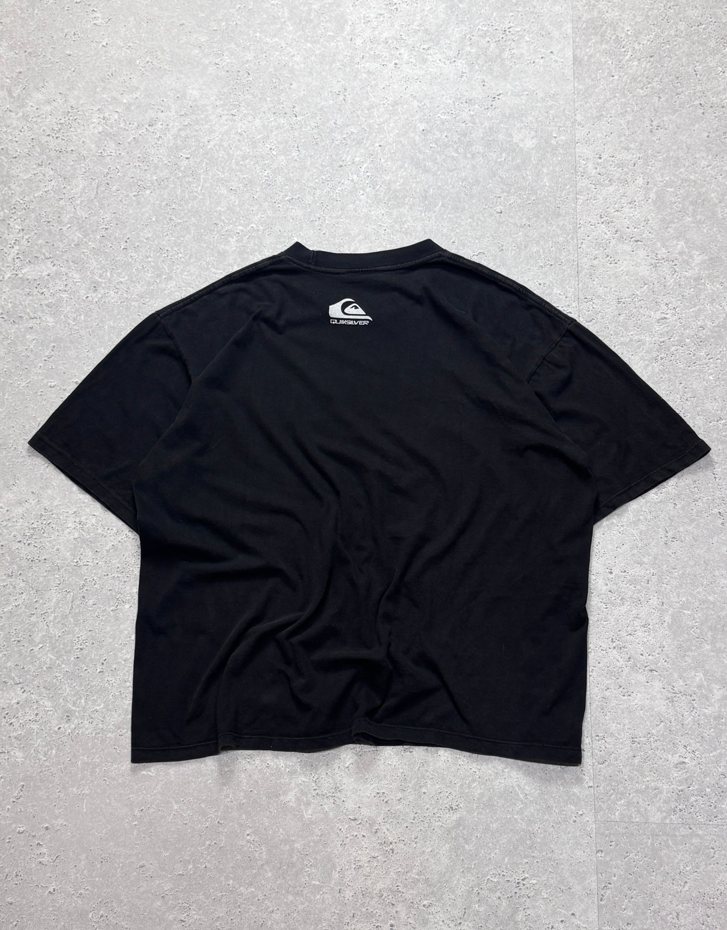 Vintage 2000s Quiksilver Surf Tee (XL)