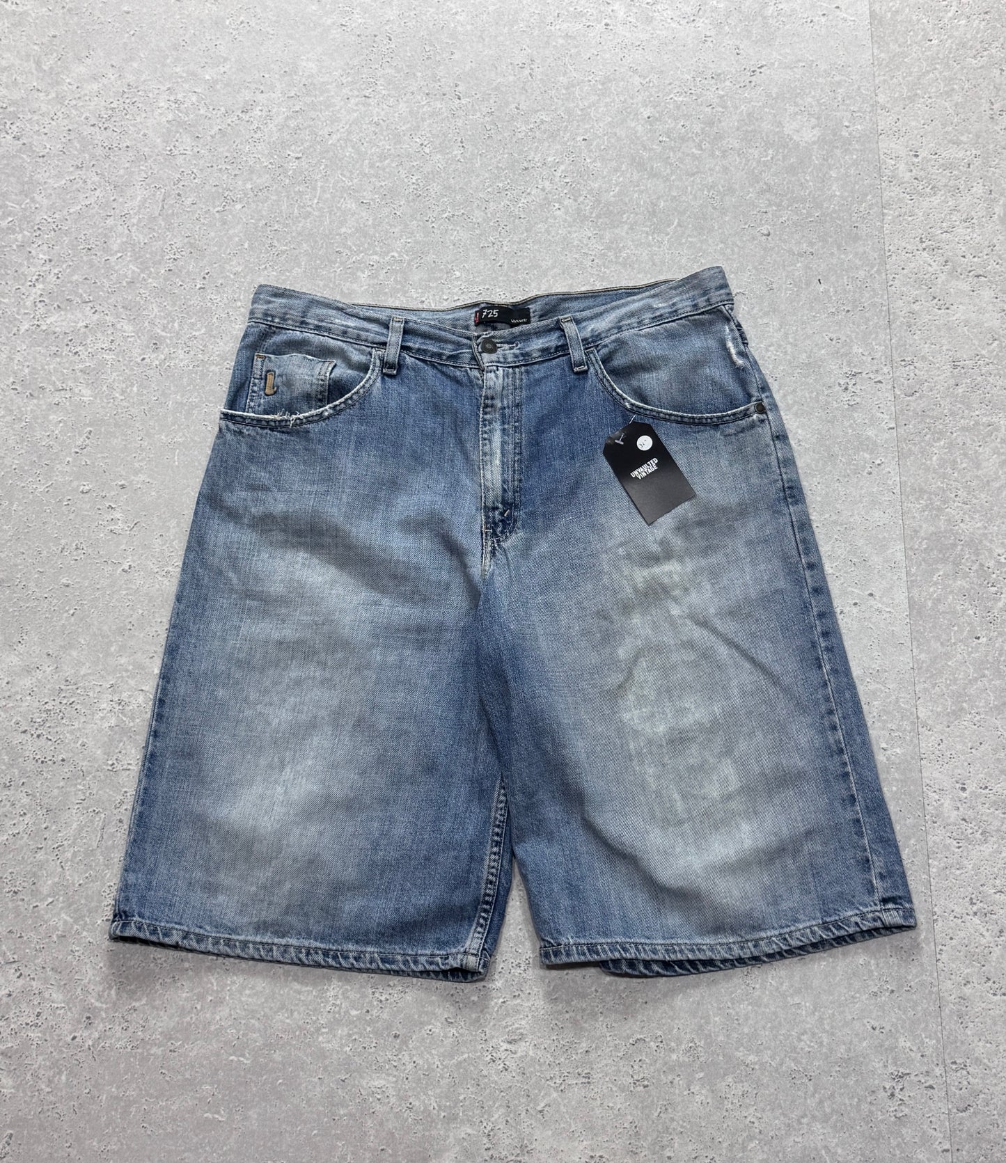 Vintage Levi 725 Denim Jorts (36")