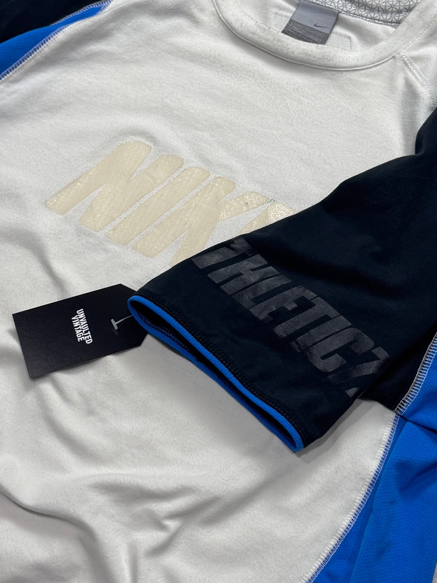 Vintage 2000s Nike Athletics Training Tee (L)