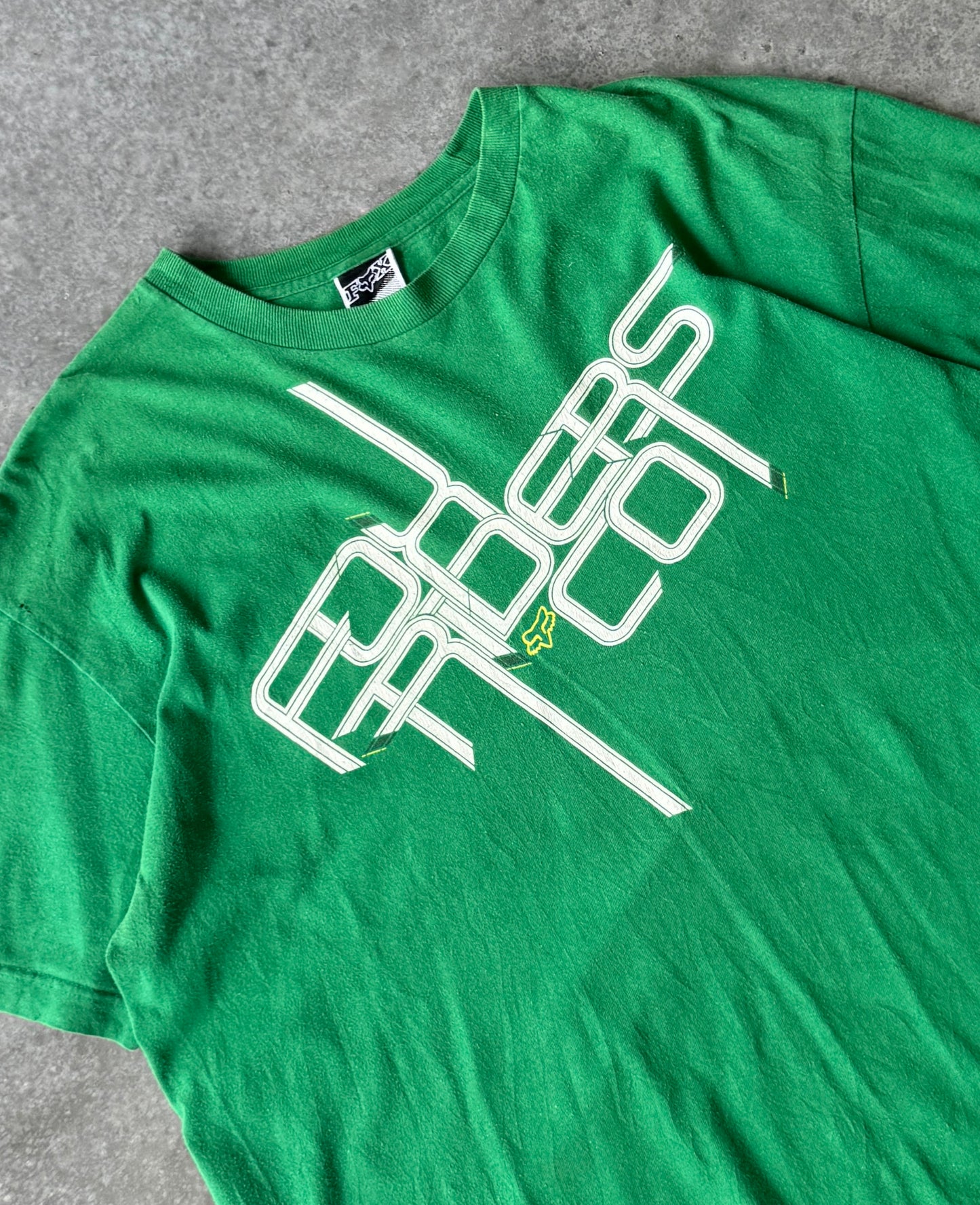 Vintage Y2K FOX Tee (XL)