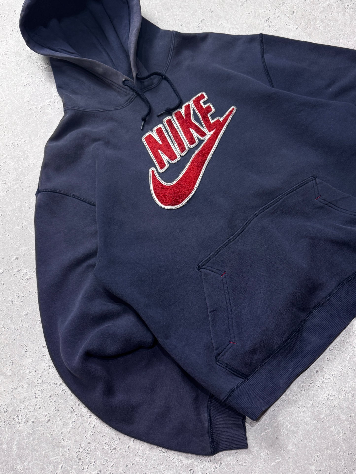 Vintage 2000s Nike Spellout Embroidered Hoodie (L)