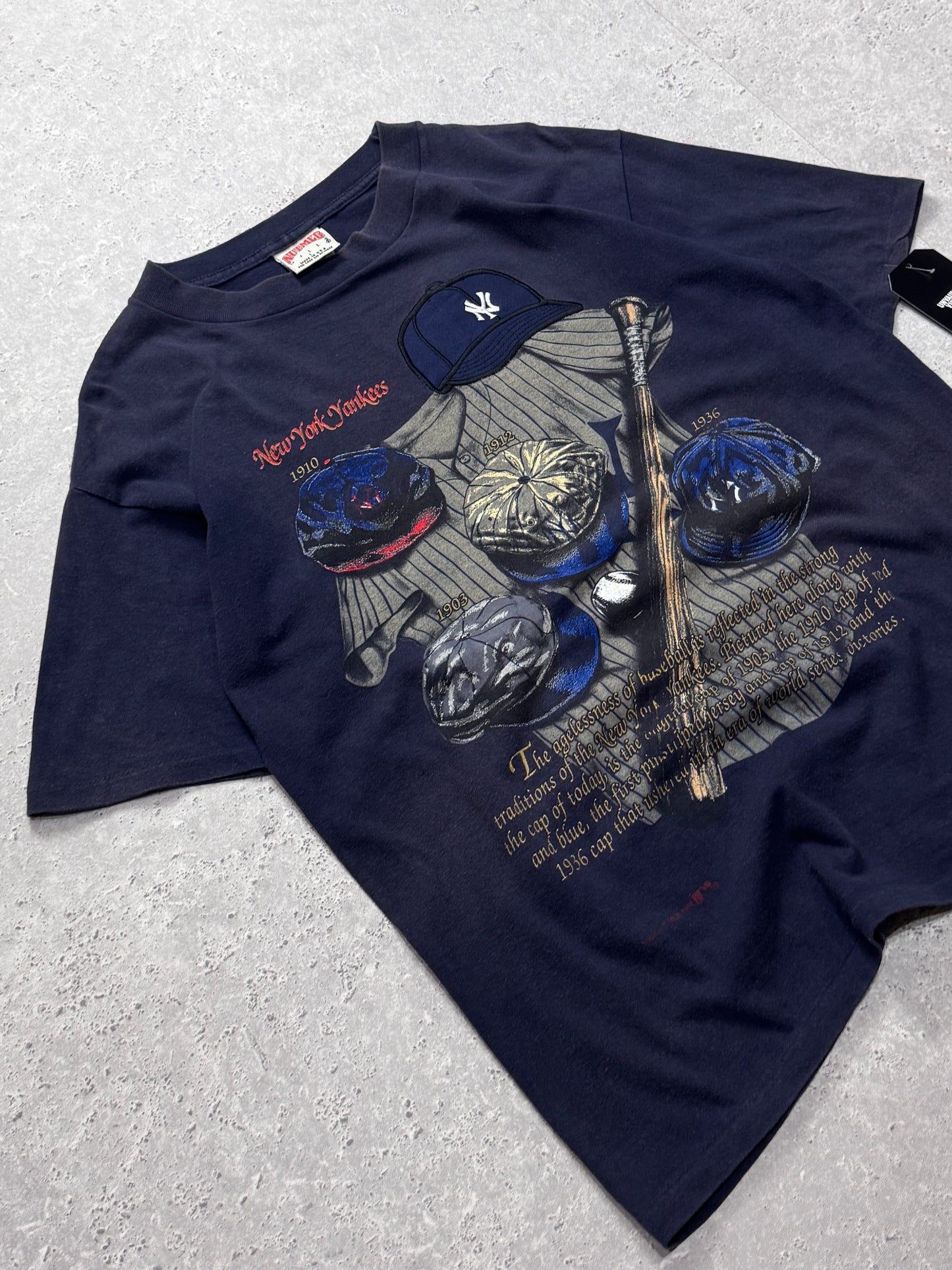 Vintage 90s New York Yankees MLB Tee (L)