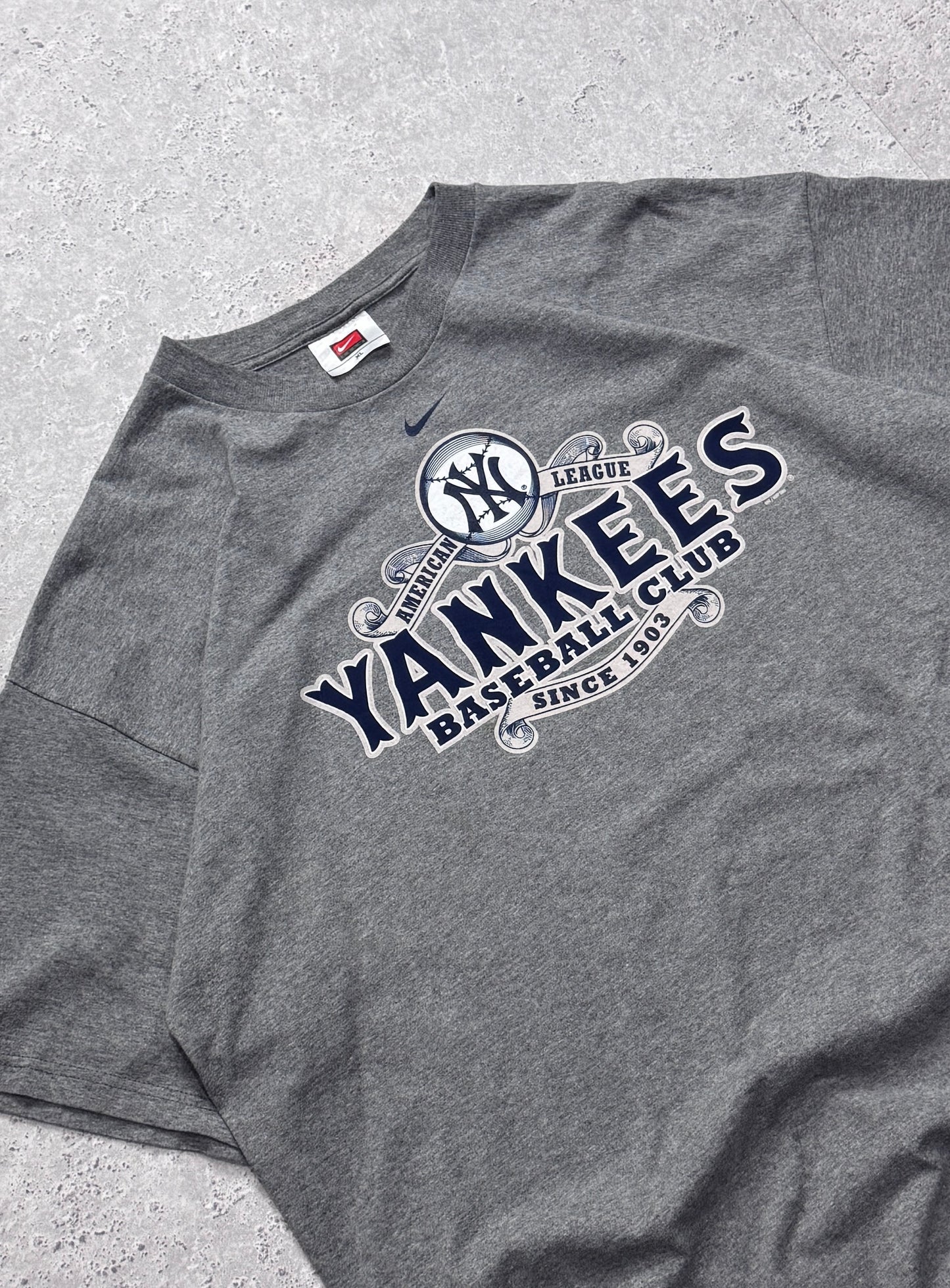 Vintage Nike X New York Yankees MLB Tee (2XL)