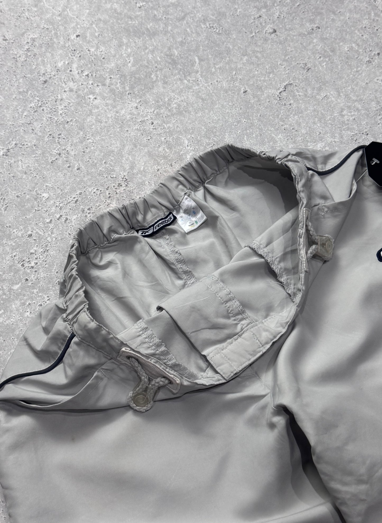 Vintage 2000s Reebok Capris (28")