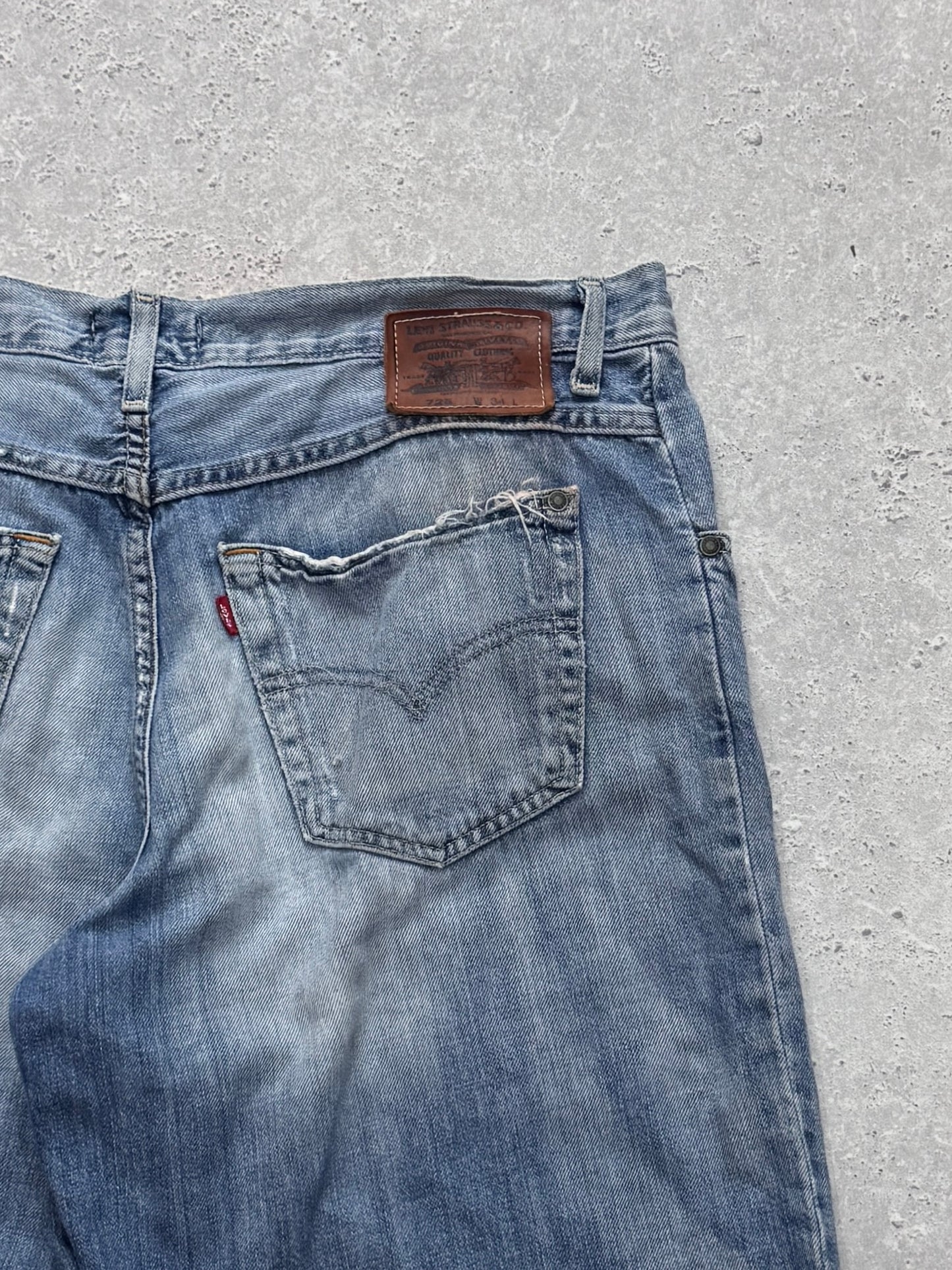 Vintage Levi 725 Denim Jorts (36")