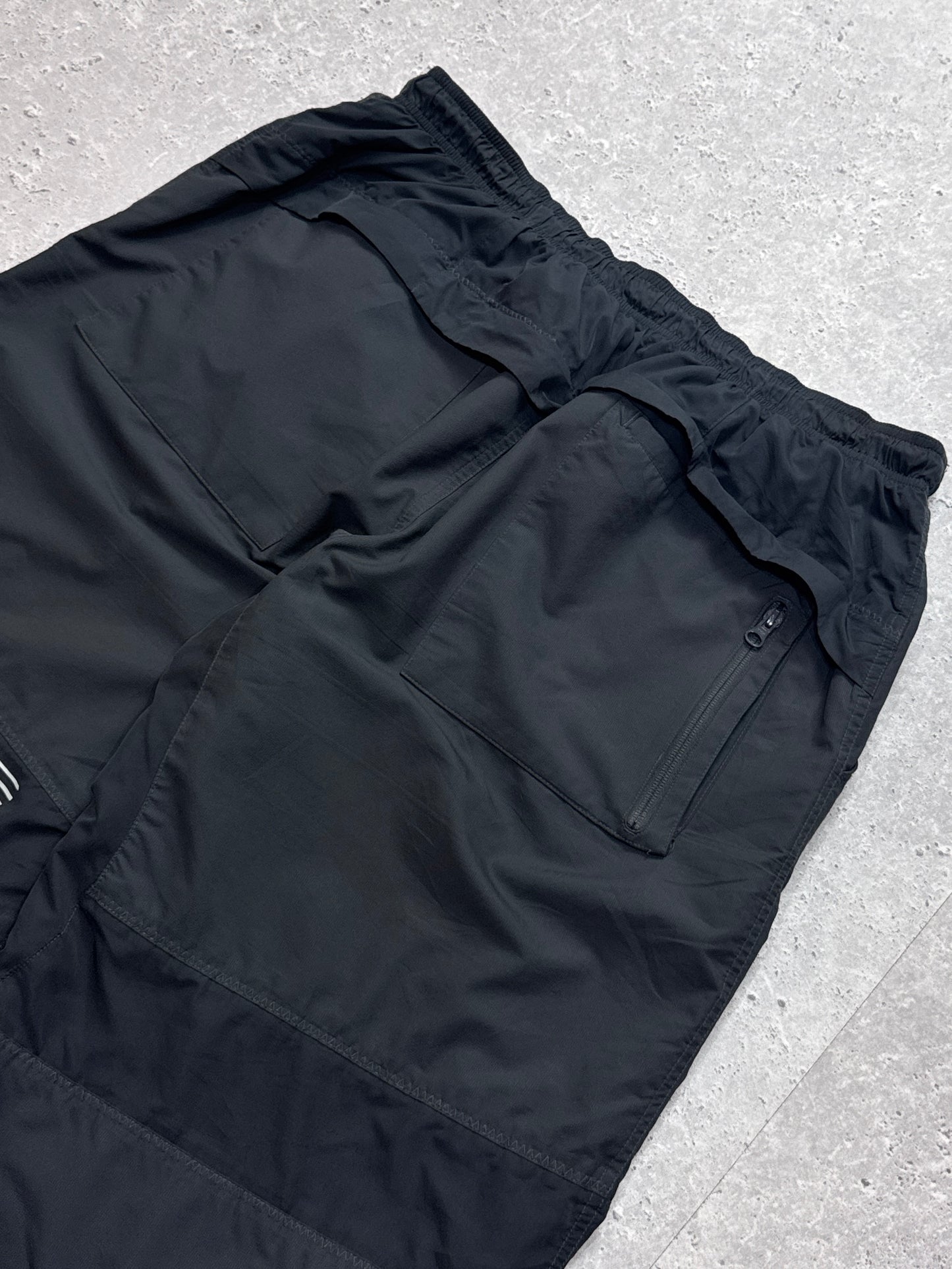 Vintage 2000s Nike Air Adjustable 3/4 Track Shorts (34")
