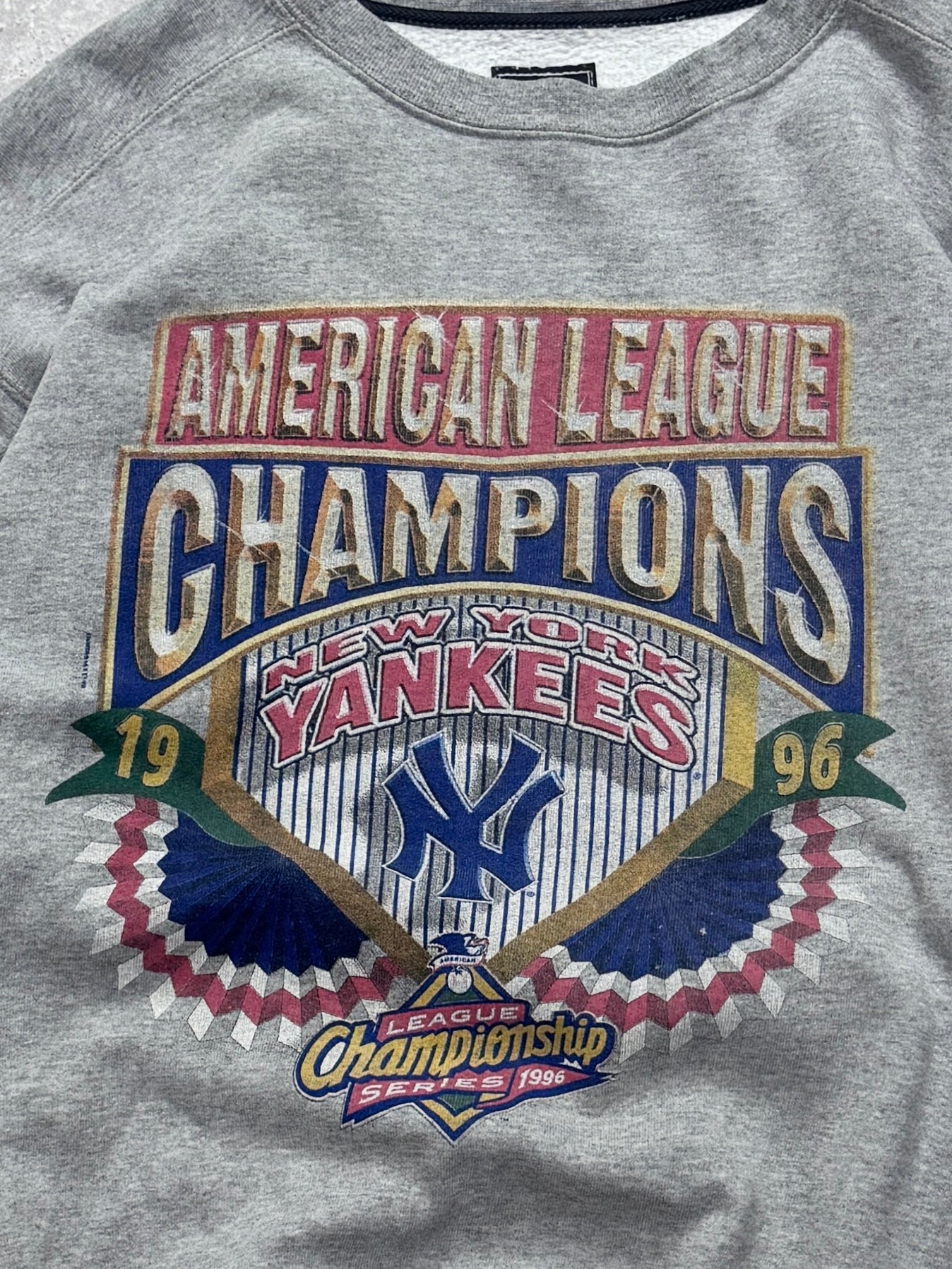 Vintage 1996 New York Yankees World Series Sweater (XL)