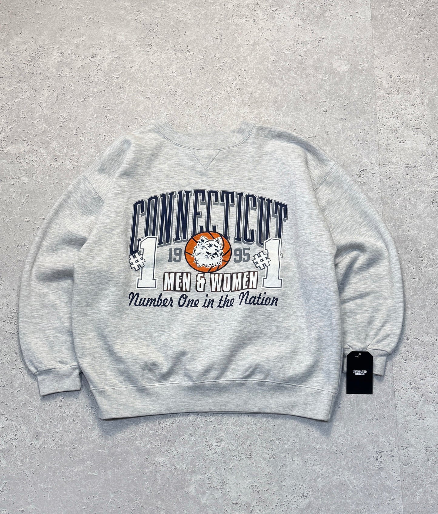Vintage 1995 Connecticut College Sweater (L)