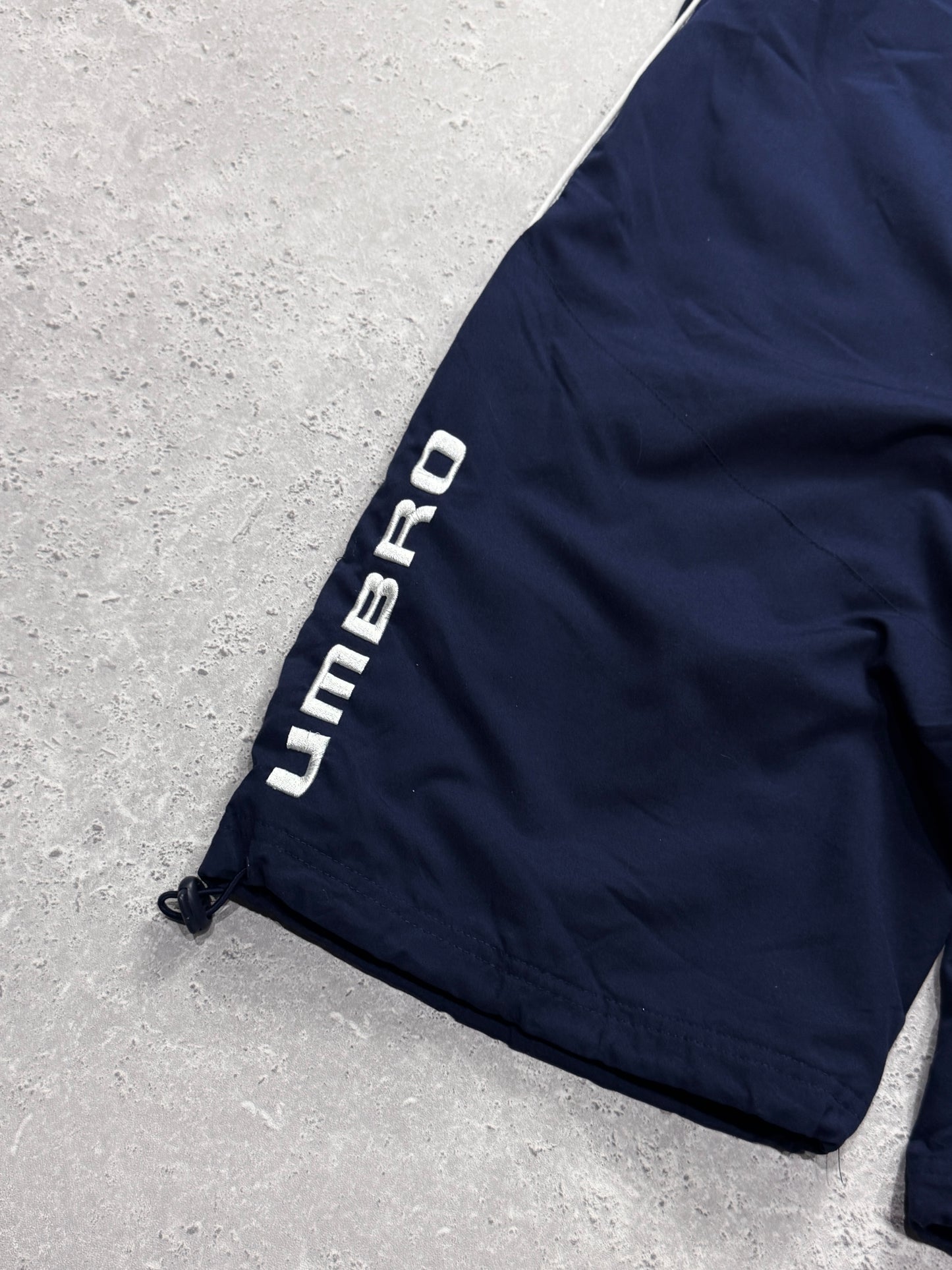 Vintage 2000s Umbro Adjustable 3/4 Track Shorts (32")