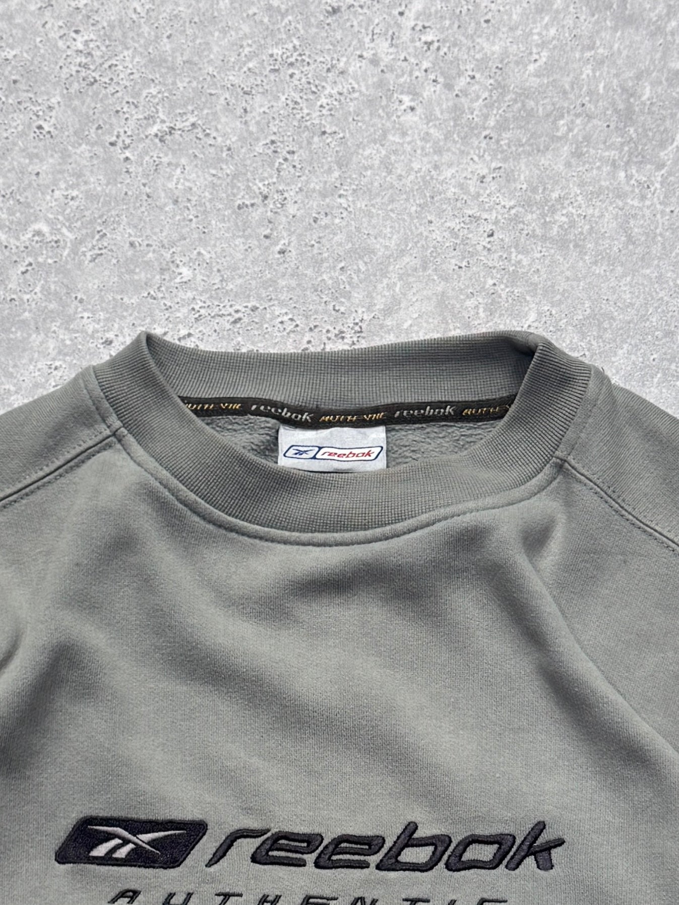 Vintage 2000s Reebok Authentic Embroidered Sweater (XL)
