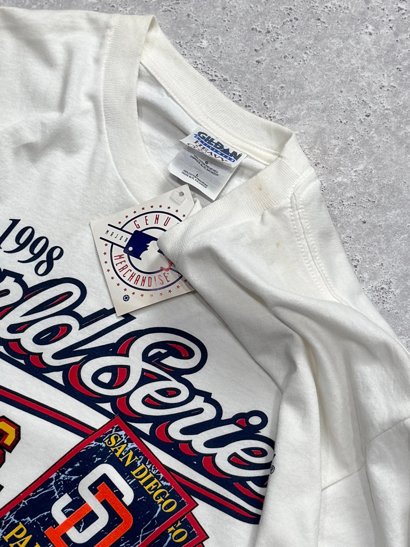 Vintage 1998 Deadstock New York Yankees Vs San Diego Padres MLB World Series Tee (XL)