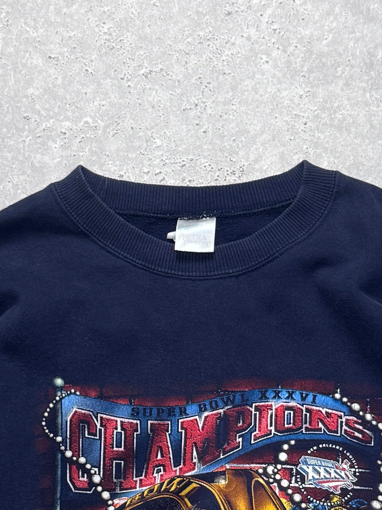 Vintage 2002 New England Patriots NFL Superbowl Sweater (2XL)