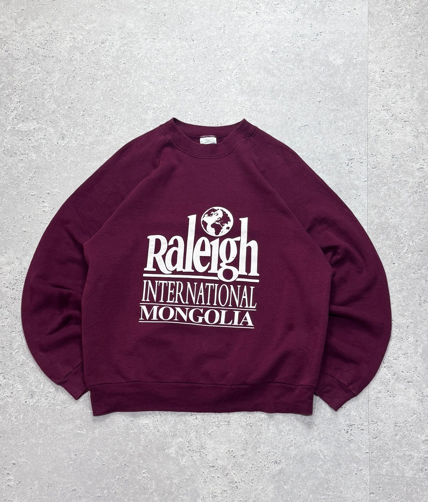 Vintage 90s Raleigh International Sweater (L)