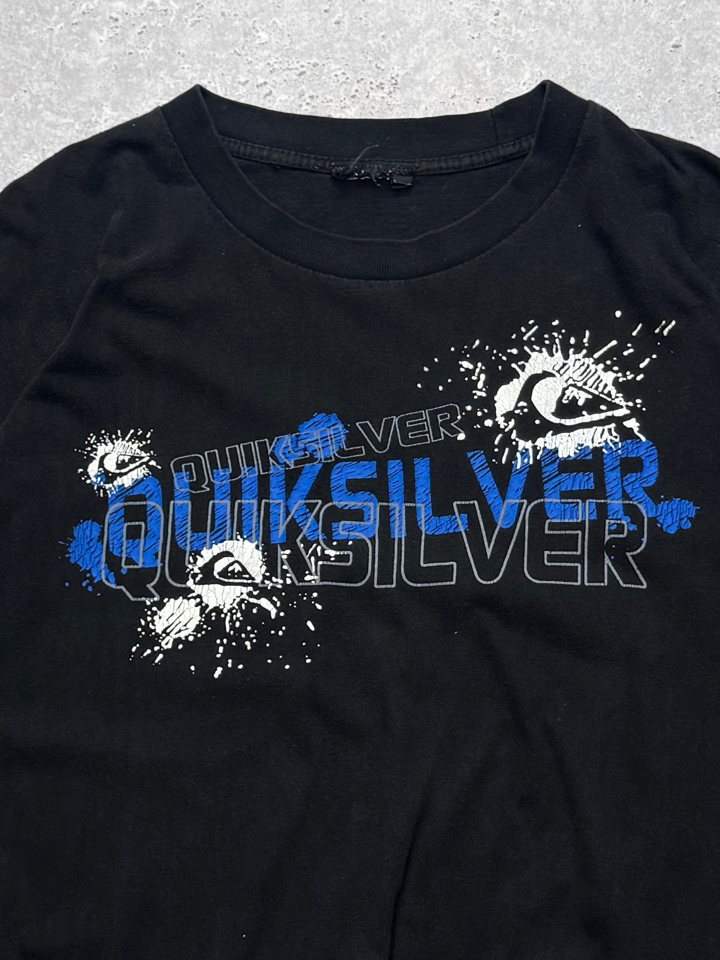 Vintage 2000s Quiksilver Surf Tee (XL)