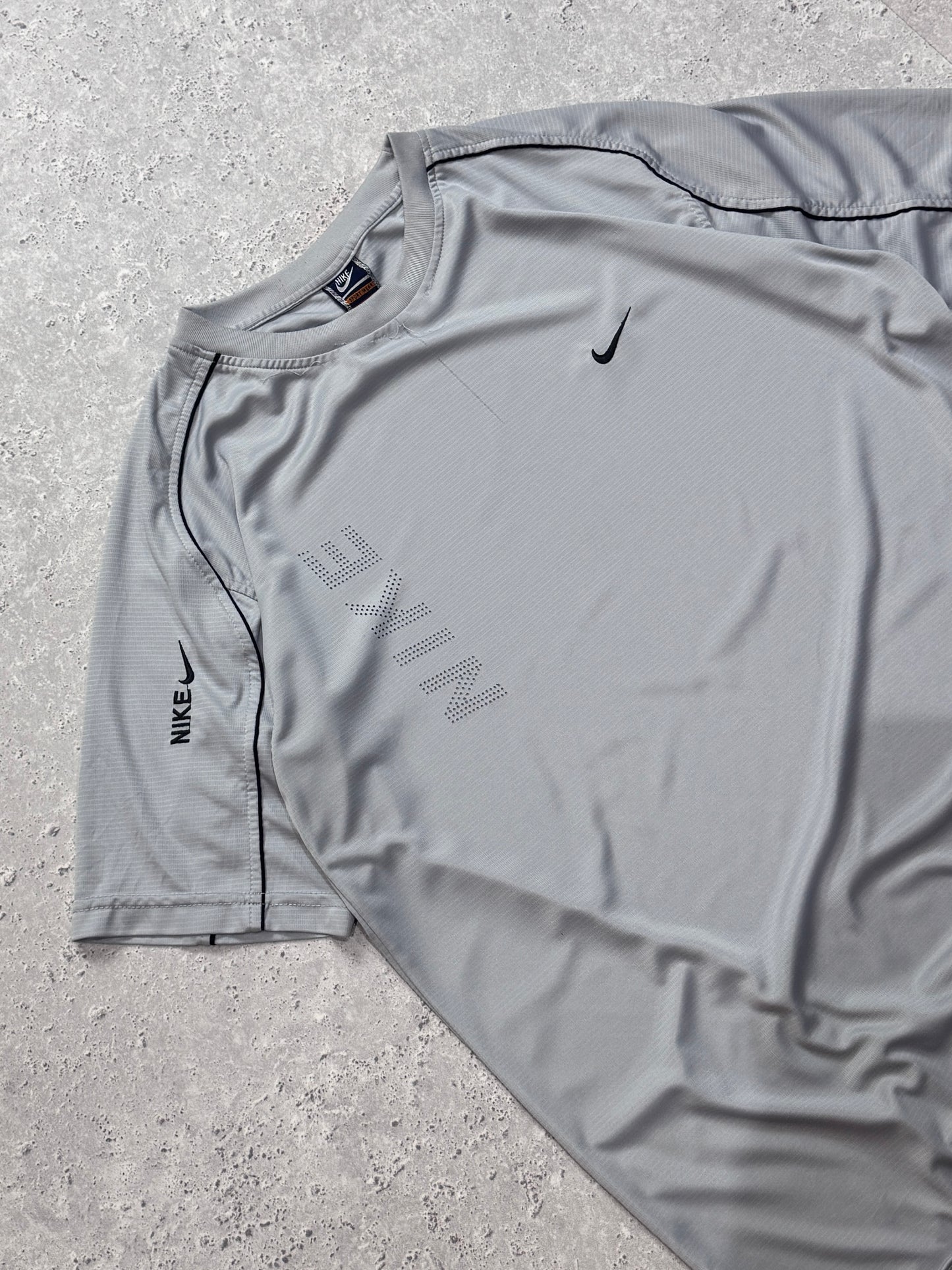 Vintage 90s Nike Sports Training Tee (L)