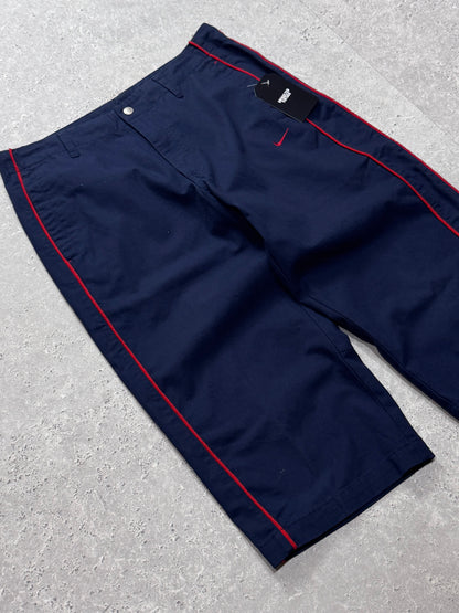 Vintage 2000s Nike 3/4 Skate Shorts (30")