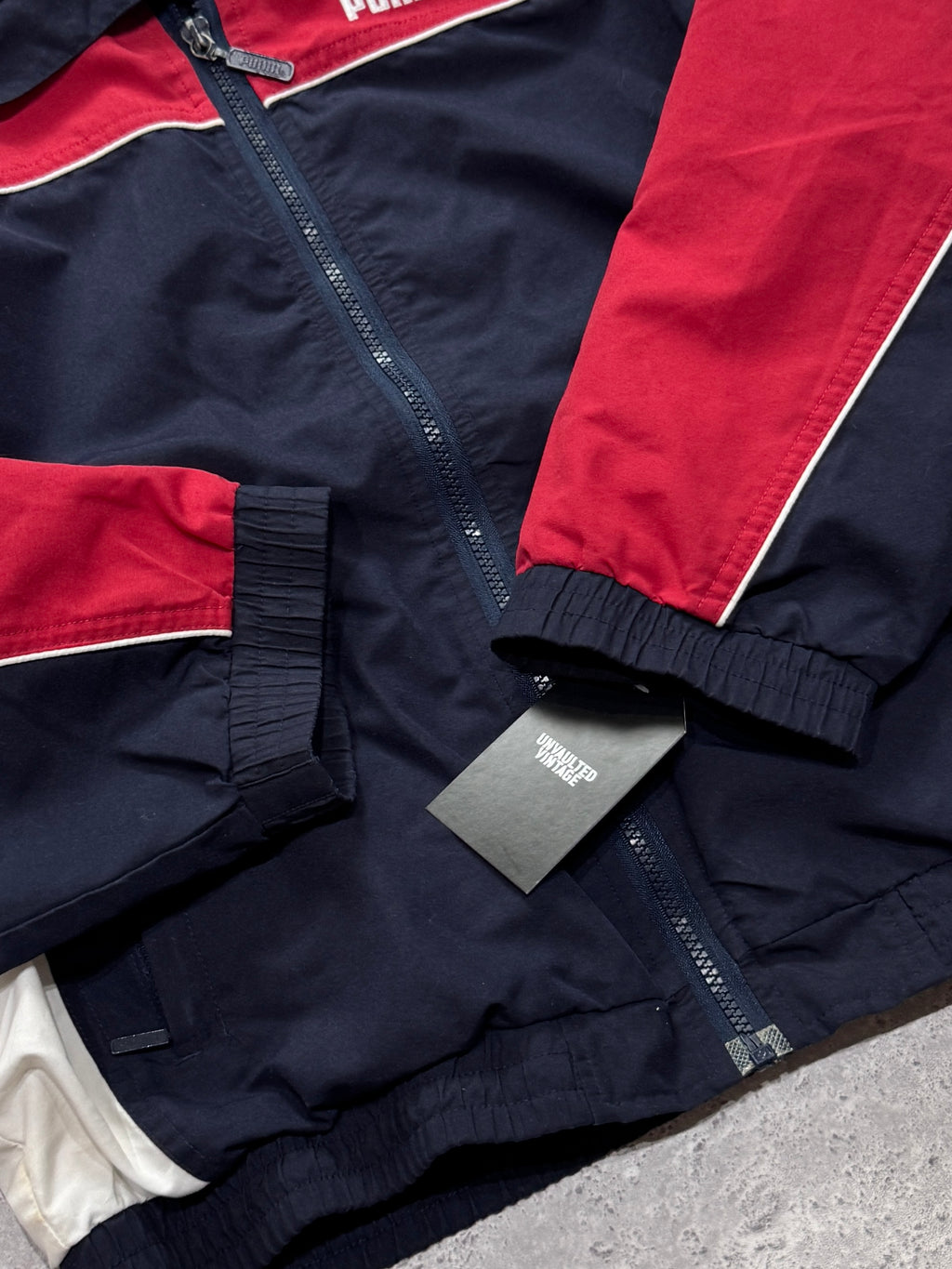Vintage 2000s Puma Windbreaker Jacket (S)
