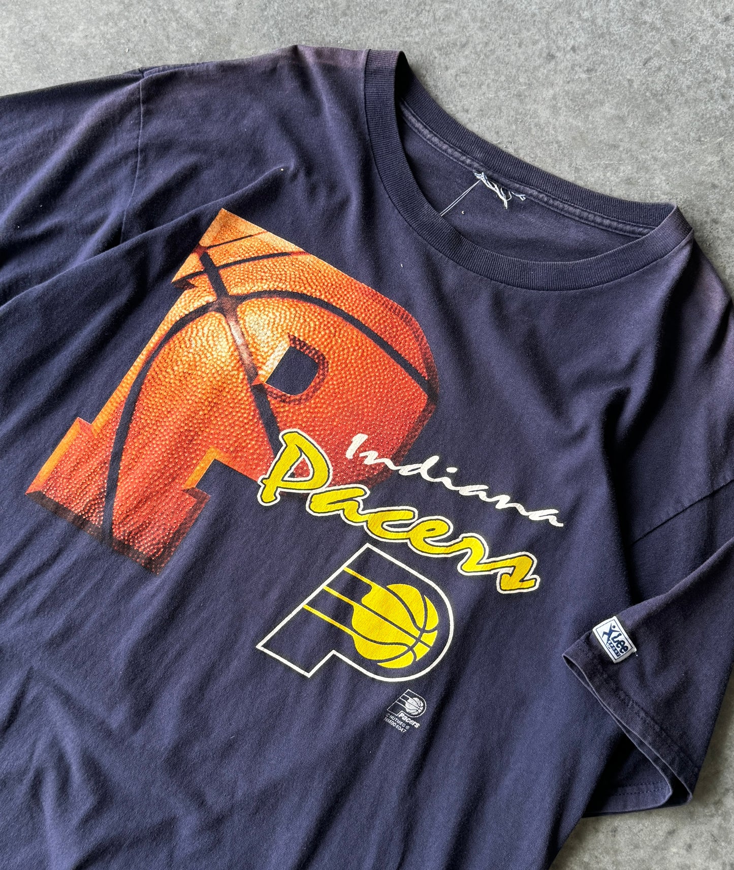 Vintage Indiana Pacers NBA Tee (XL)