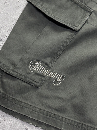 Vintage Y2K Deadstock Billabong Cargo Shorts (30”)