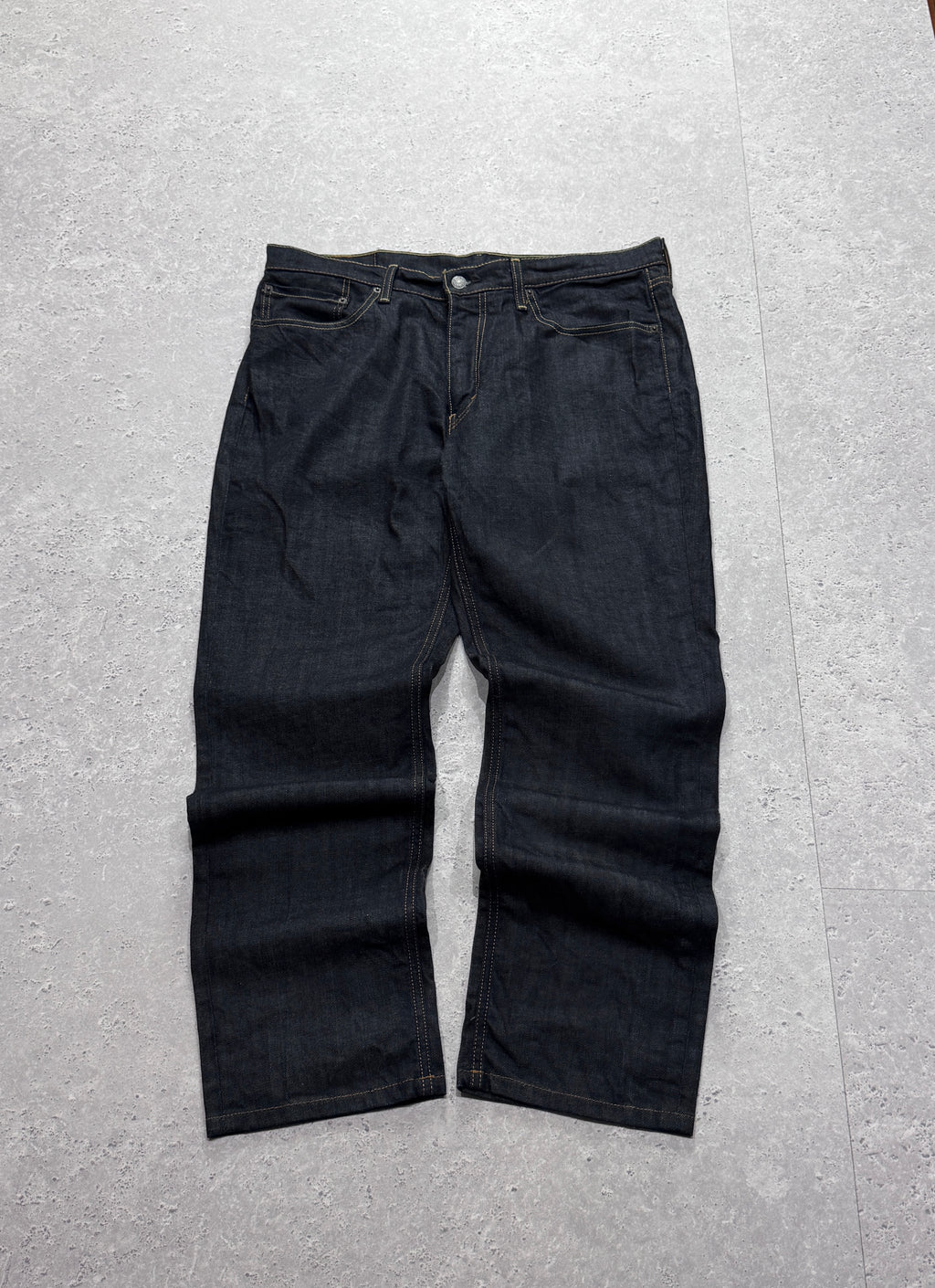 Vintage 2000s Levi’s Raw Denim Jeans (36”)