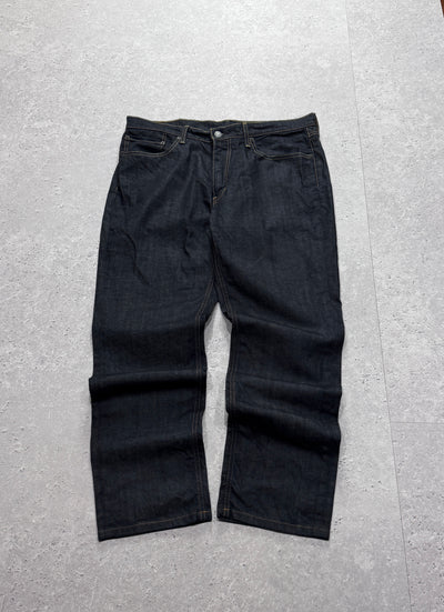 Vintage 2000s Levi’s Raw Denim Jeans (36”)
