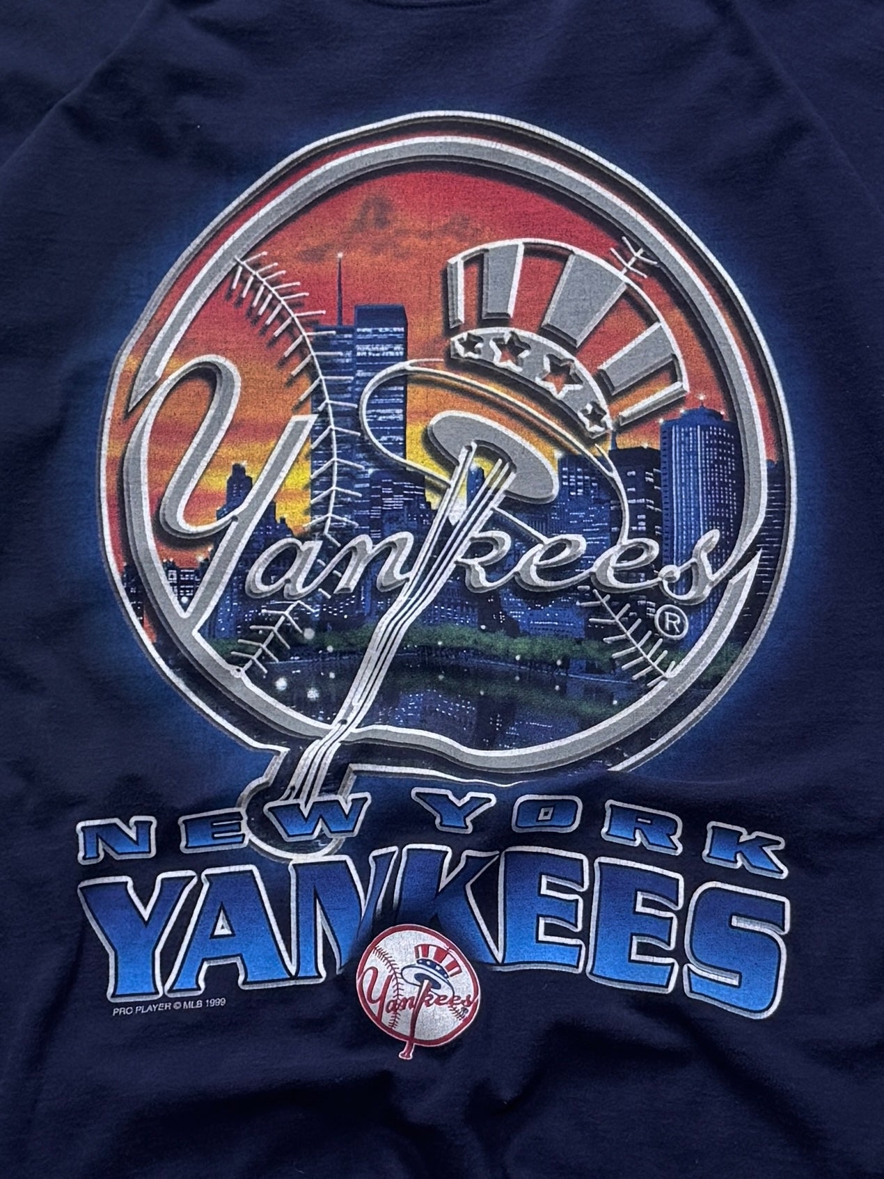 Vintage 90s New York Yankees MLB Tee (2XL)