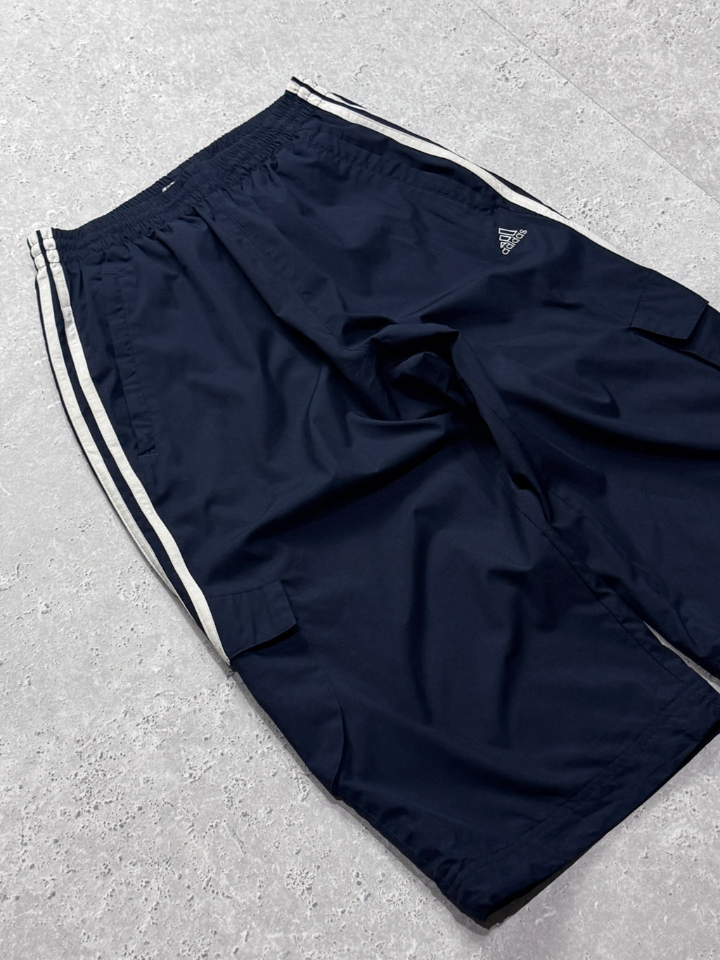 Vintage 2000s Adidas Adjustable 3/4 Track Shorts (S)