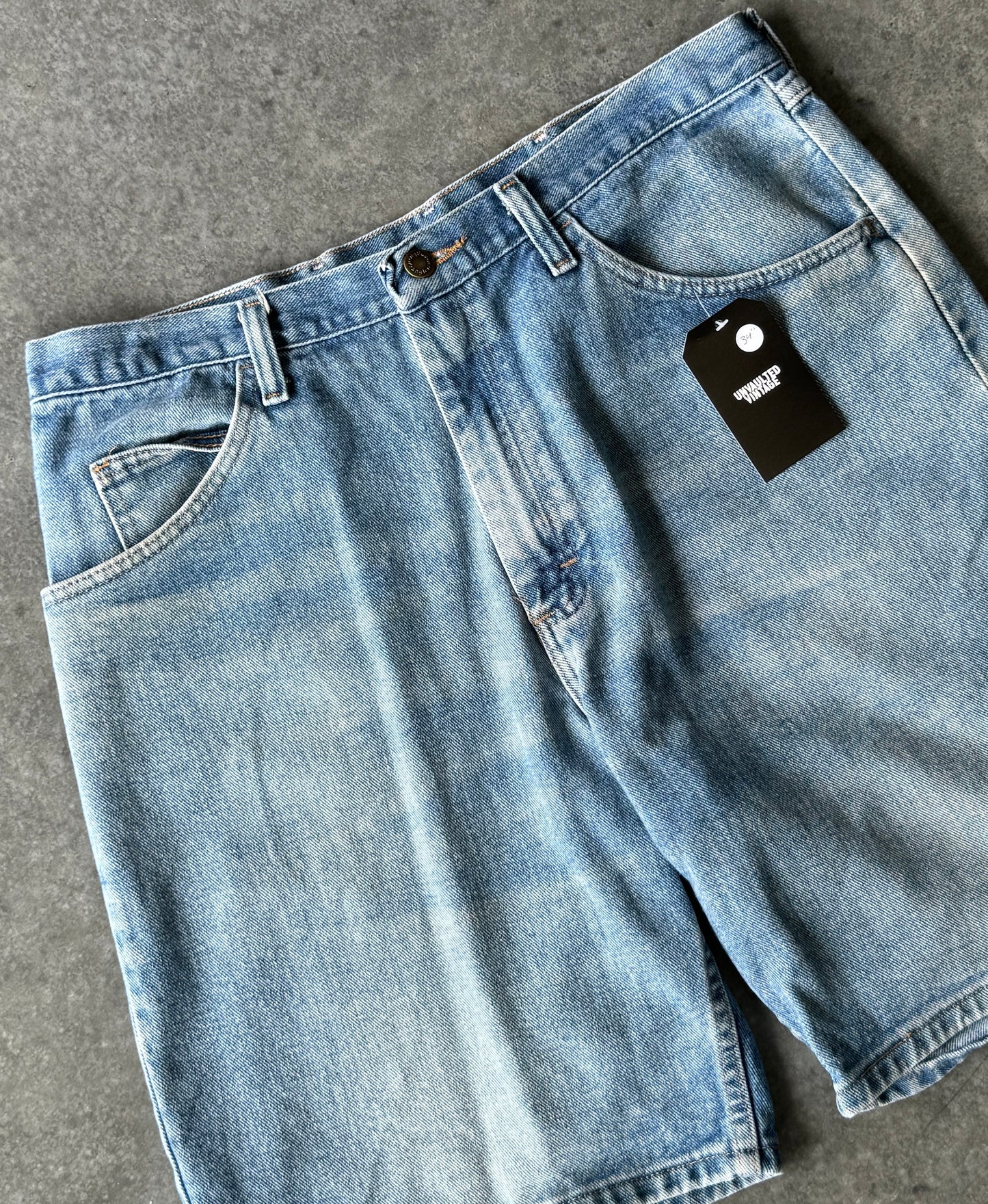 Vintage Y2K Wrangler Denim Jorts (34")