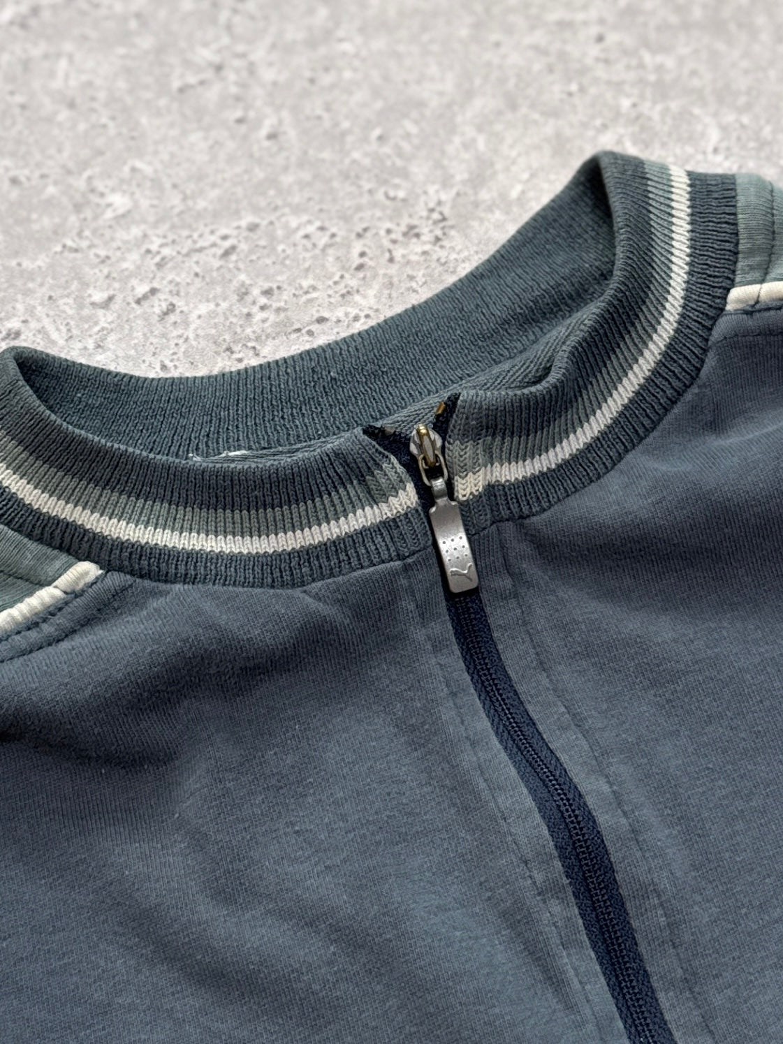 Vintage 2000s Puma Quarter Zip Tee (L)
