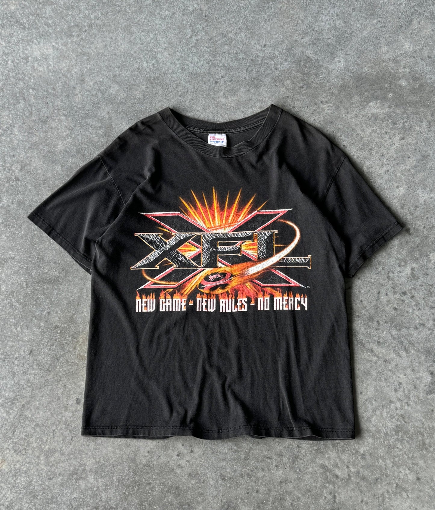 Vintage 00s XFL Football Tee (L)