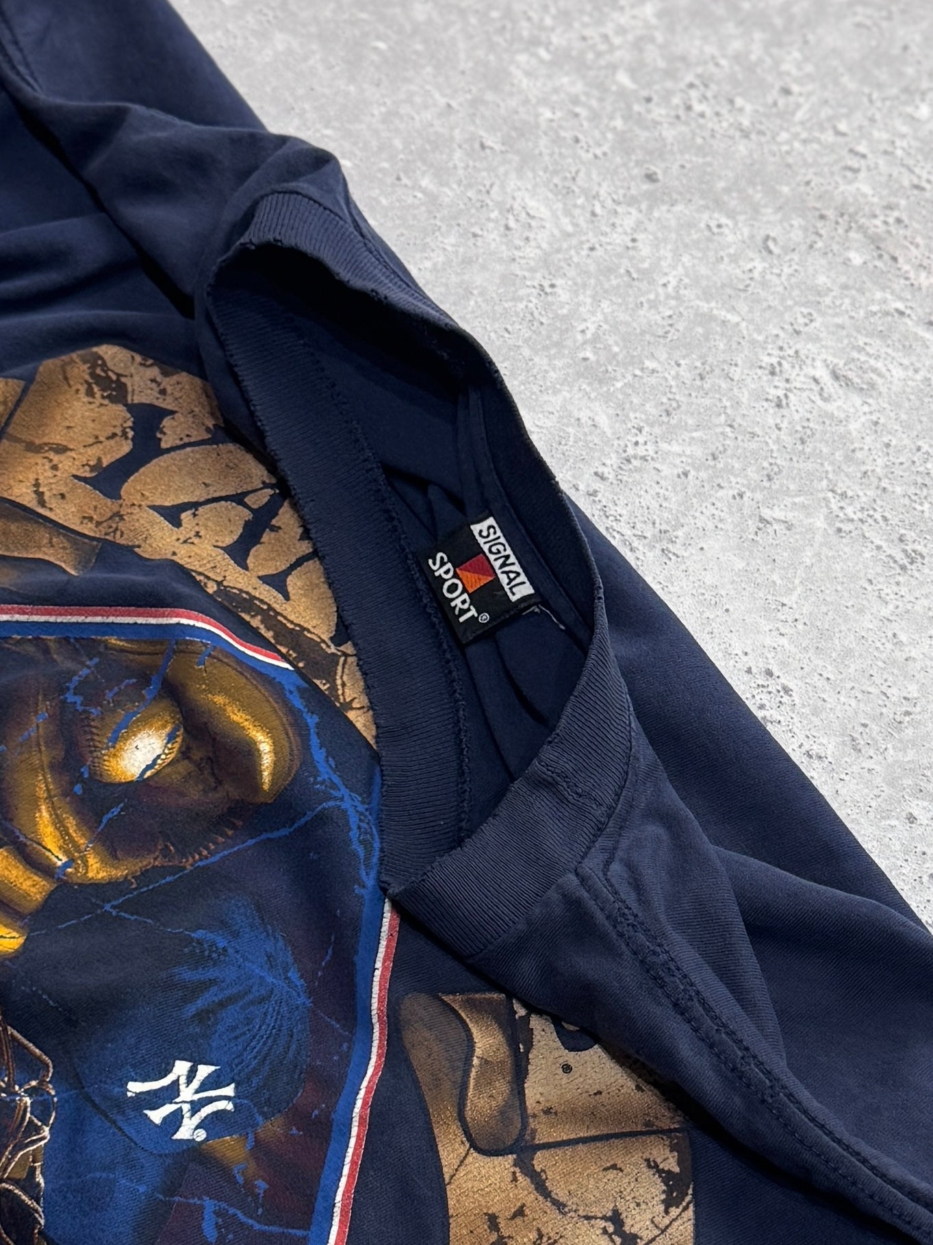 Vintage 90s New York Yankees MLB Tee (XL)