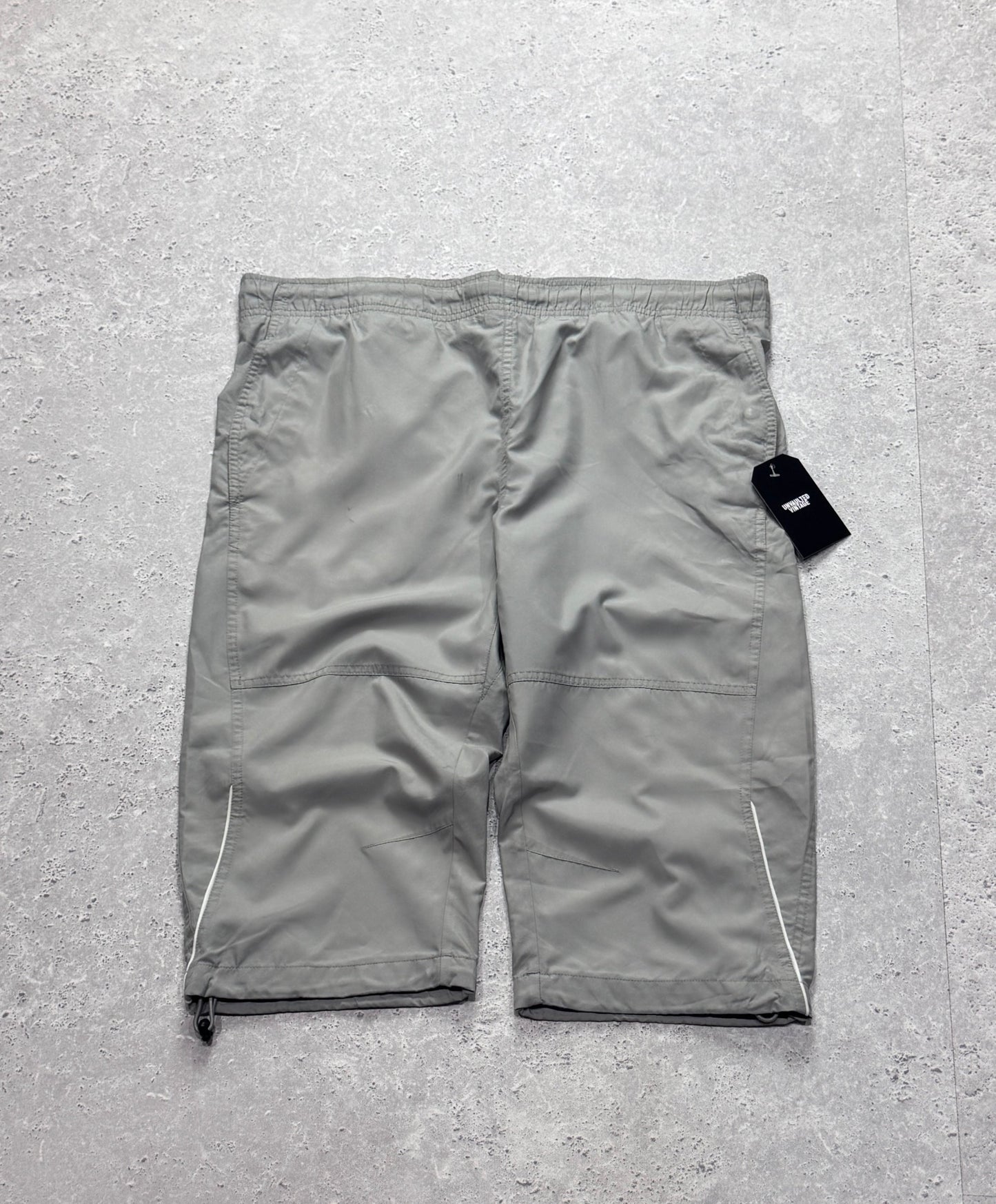 Vintage 2000s Nike Adjustable 3/4 Track Shorts (36")