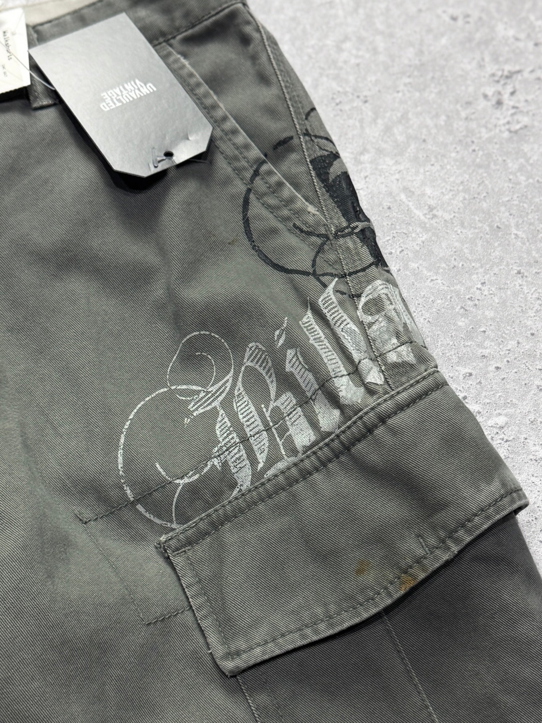 Vintage Y2K Deadstock Billabong Cargo Shorts (30”)