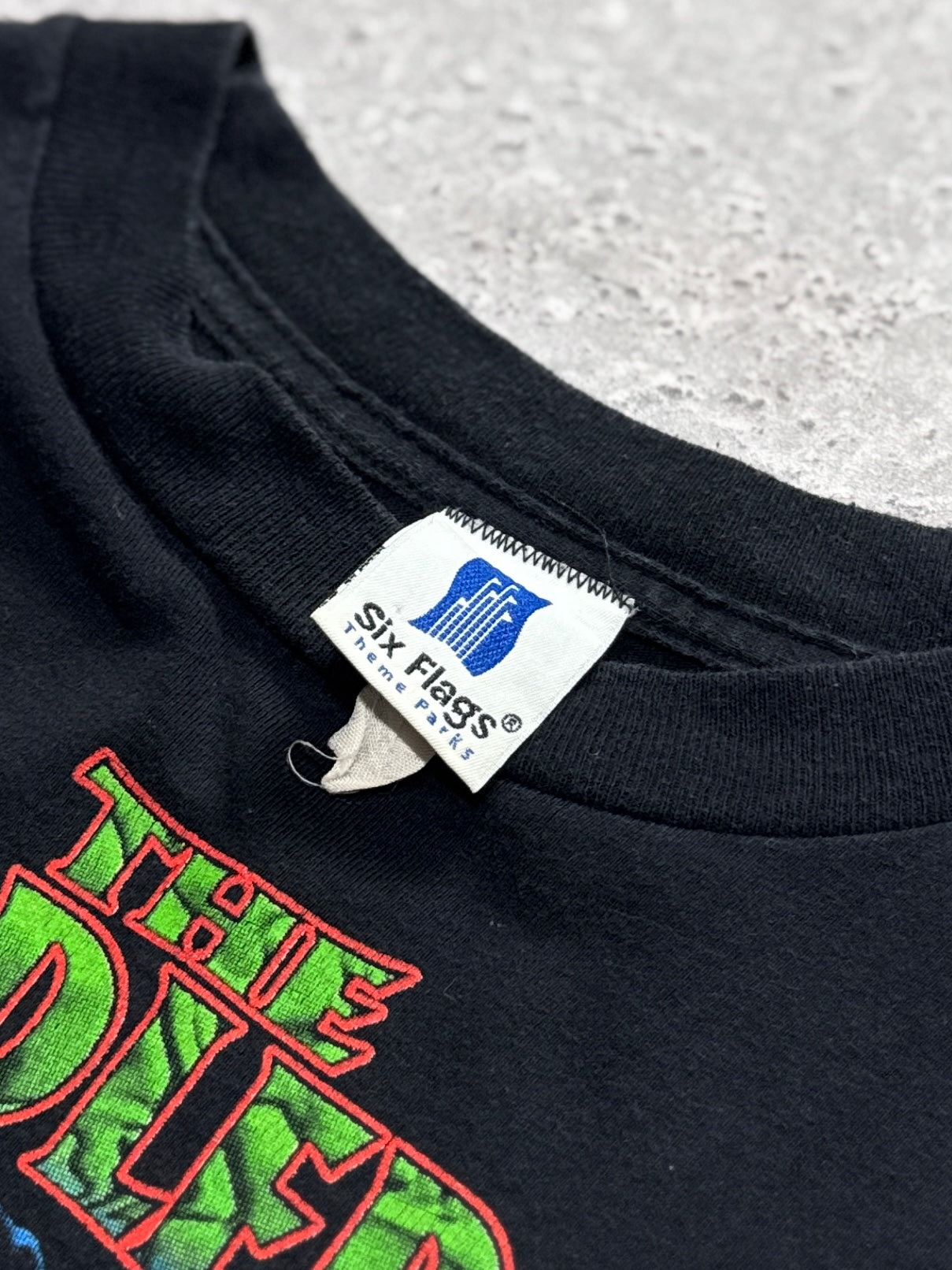 Vintage 90s Riddler's Revenge Six Flags Amusement Park Tee (L)