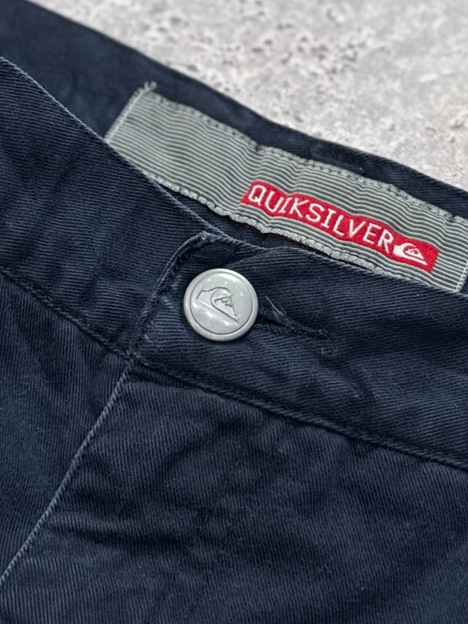 Vintage Y2K Quiksilver Cargo Shorts (30”)