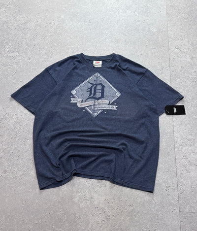 Vintage 2000s Nike X Detroit Tigers MLB Tee (L)