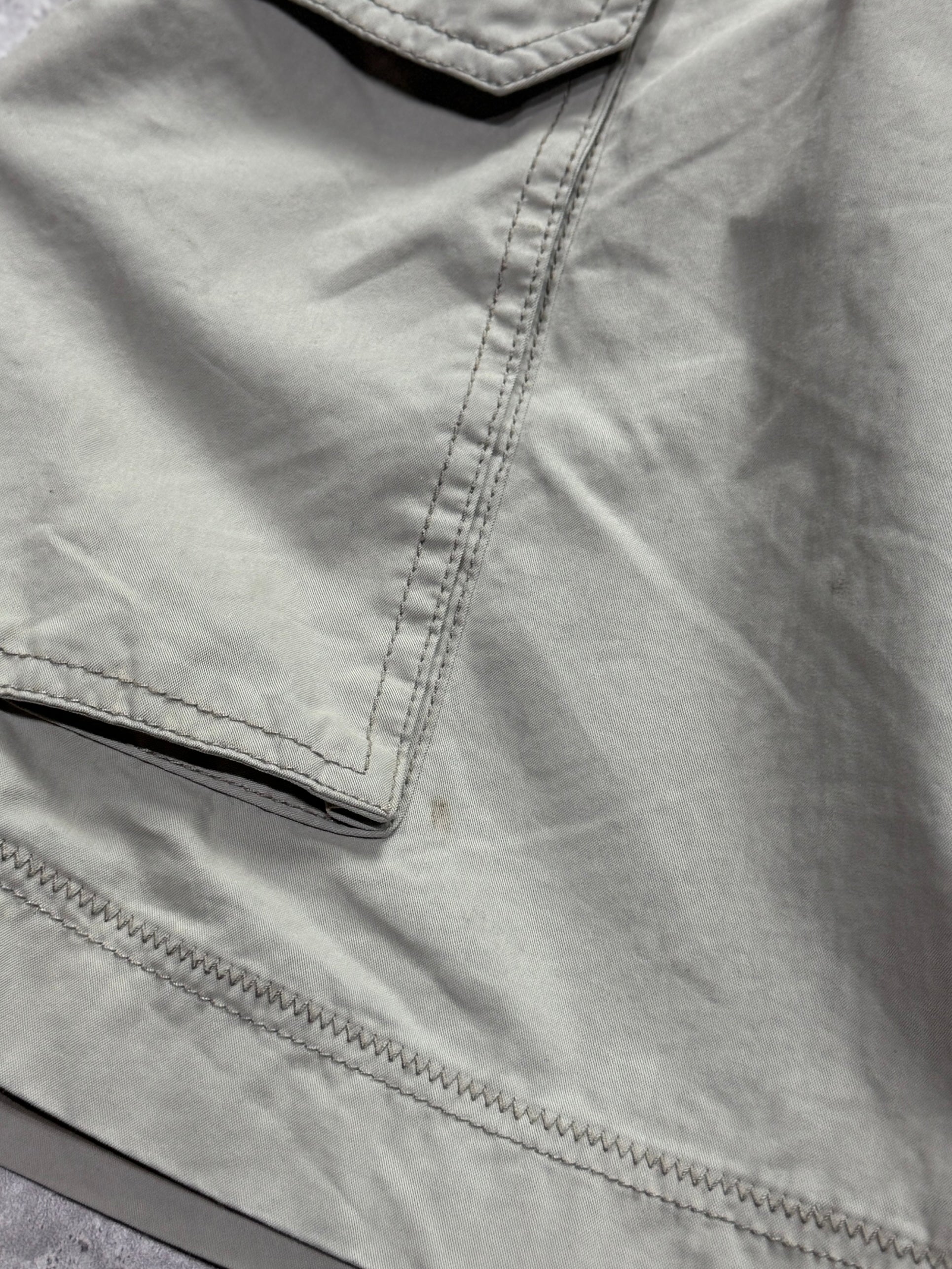Vintage Y2K Utility Cargo Shorts (32”)