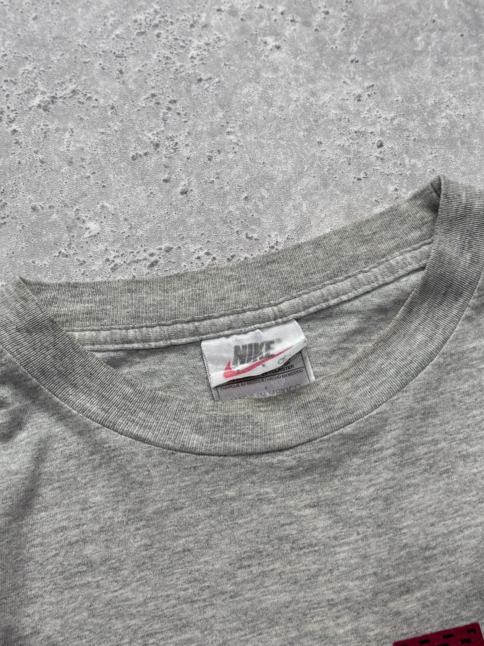 Vintage 90s Nike Logo Tee (L)