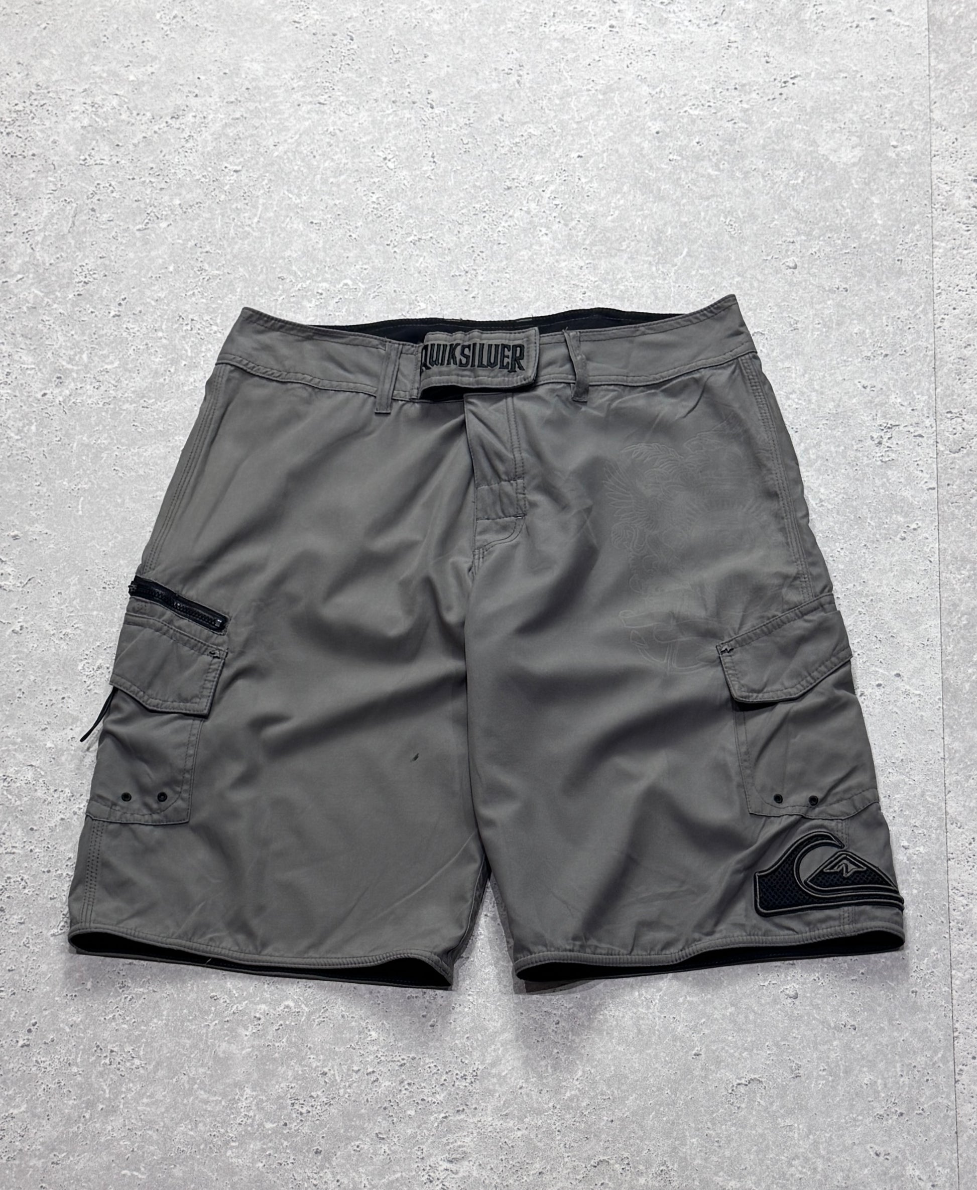Vintage 90s Quiksilver Velcro Boardshorts (32”)