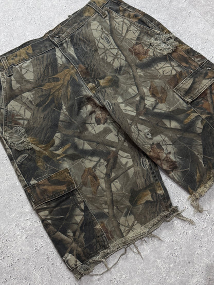 Vintage Wrangler Real Tree Cargo Shorts (32")