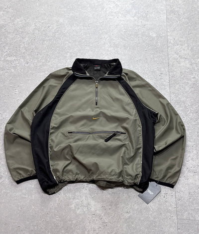 Vintage 2000s Nike Utility Windbreaker Jacket (L)