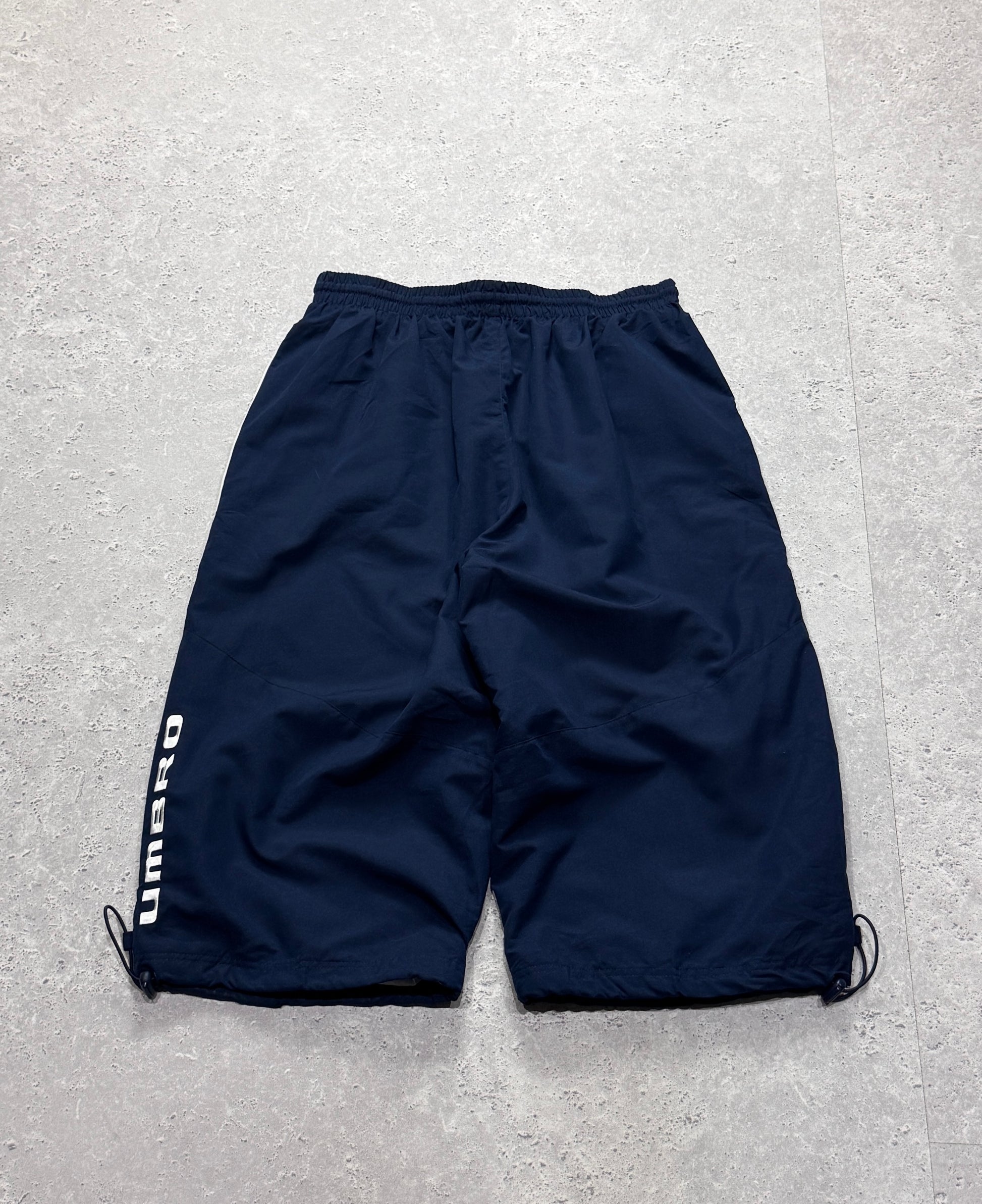 Vintage 2000s Umbro Adjustable 3/4 Track Shorts (L)