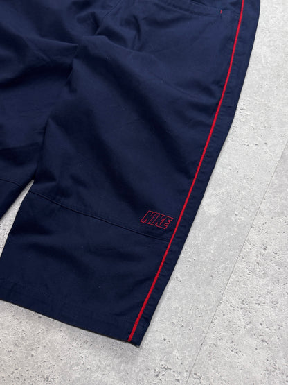 Vintage 2000s Nike 3/4 Skate Shorts (30")