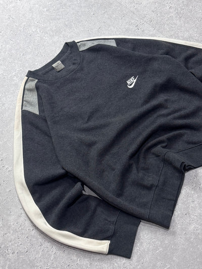 Vintage 2000s Nike Embroidered Sweater (L)